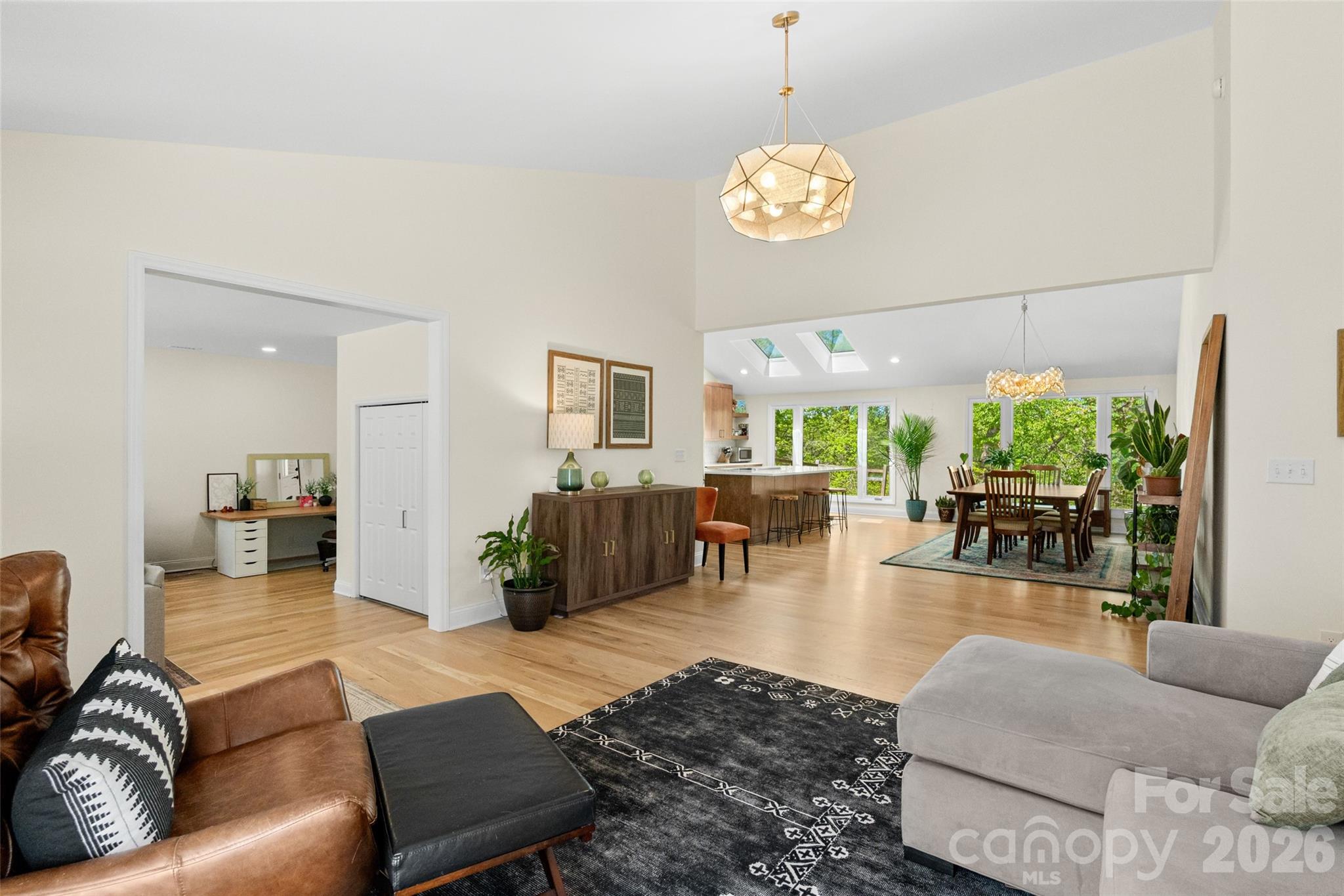 3654 S Dobys Bridge Road Property Photo 8