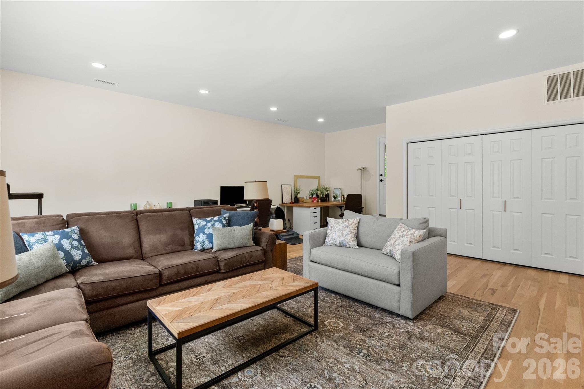 3654 S Dobys Bridge Road Property Photo 28