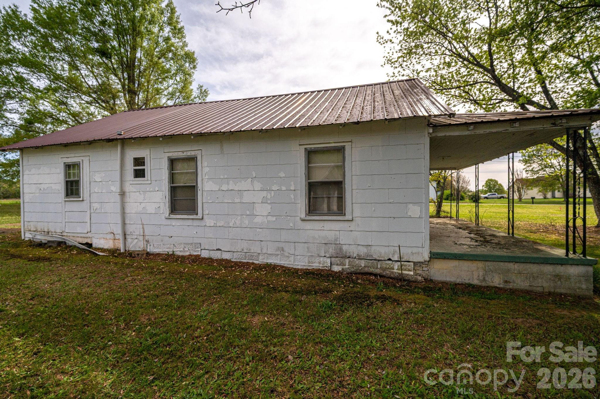 7440 W Nc 27 Highway Property Photo 9