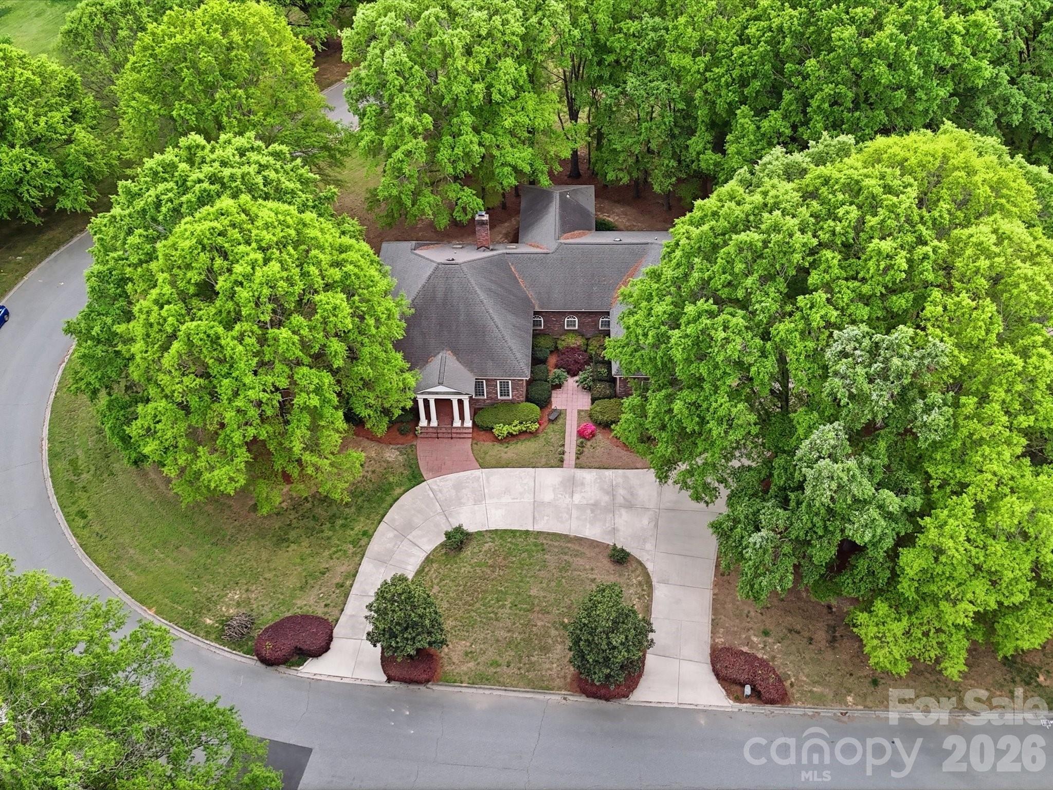 1215 Rosa Drive Property Photo 4