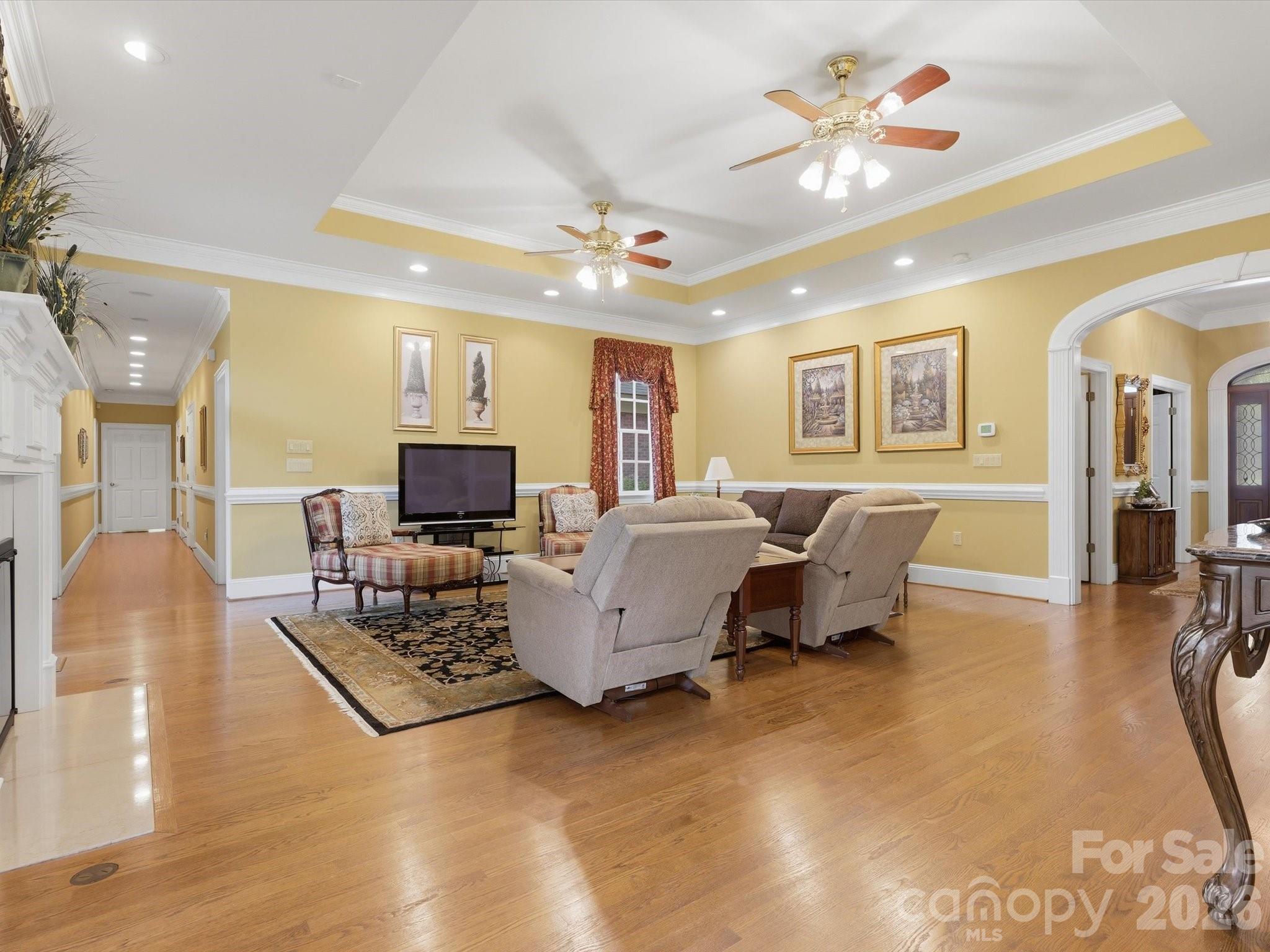 1215 Rosa Drive Property Photo 12