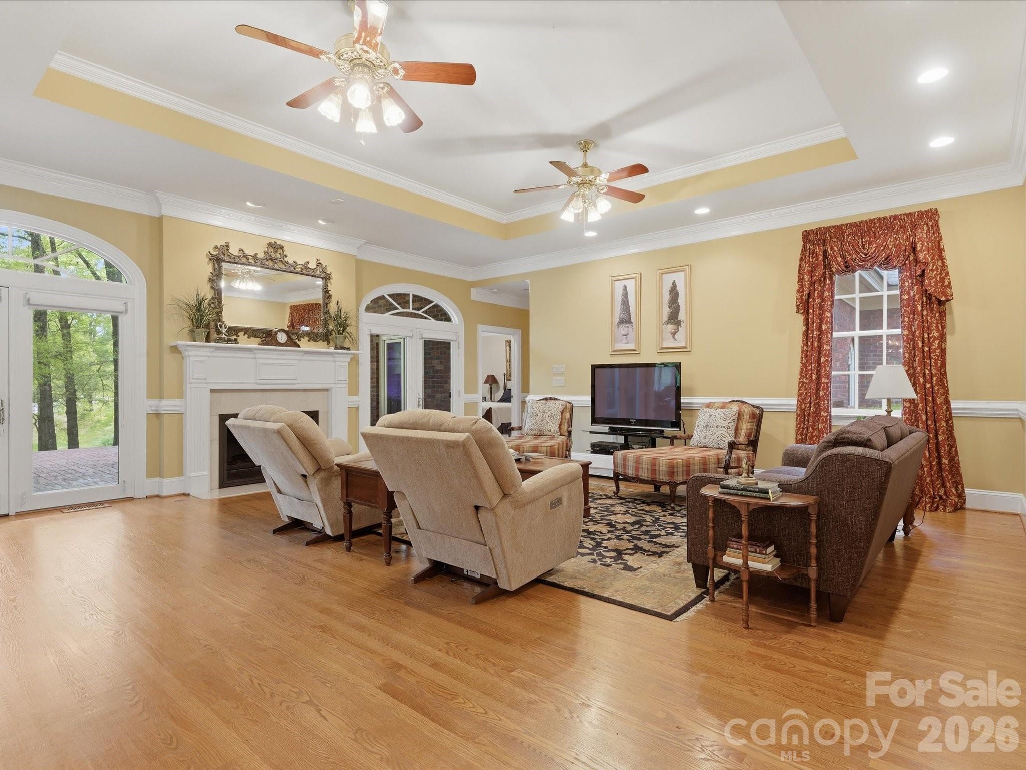 1215 Rosa Drive Property Photo 14