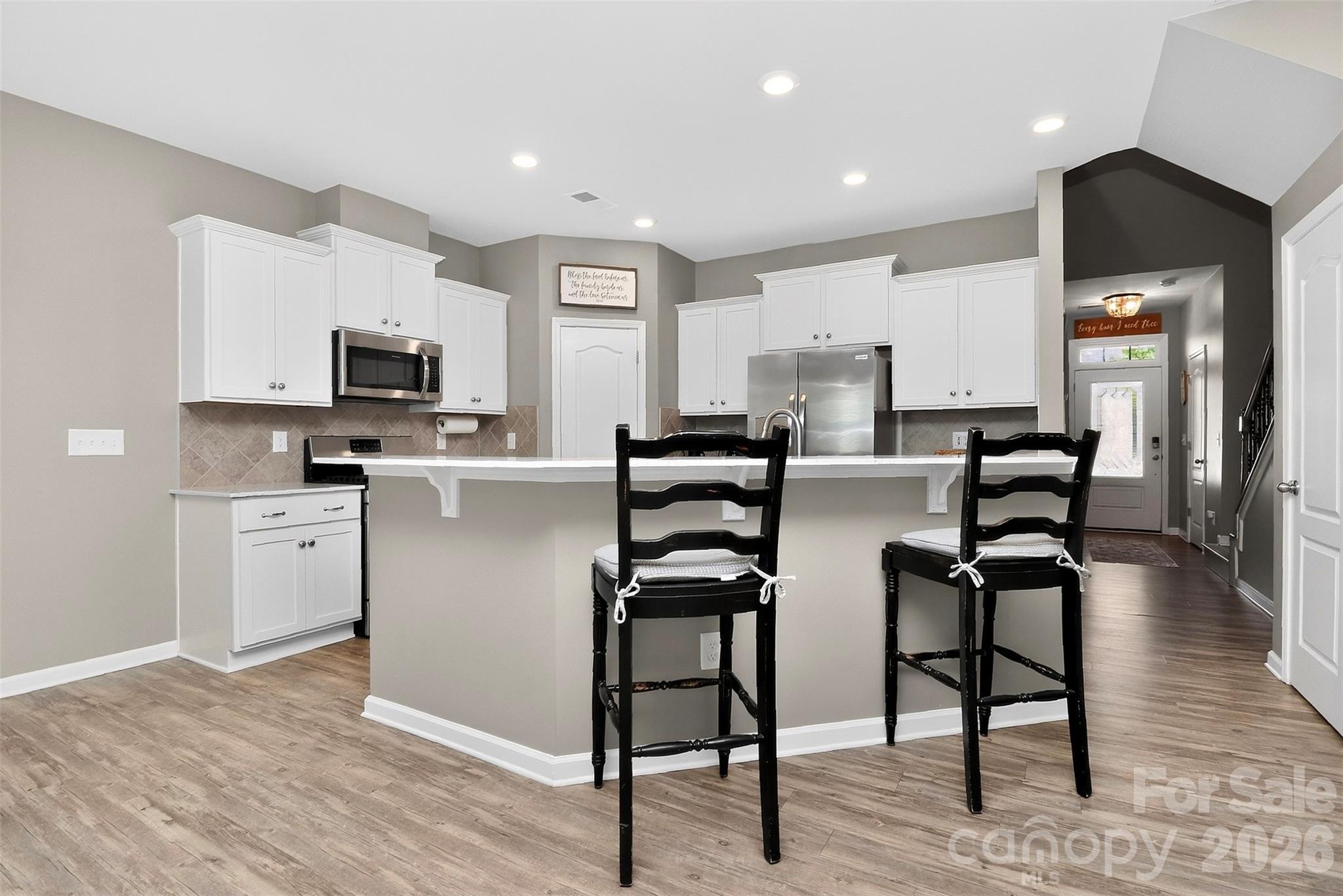 276 Ascot Run Way Property Photo 6