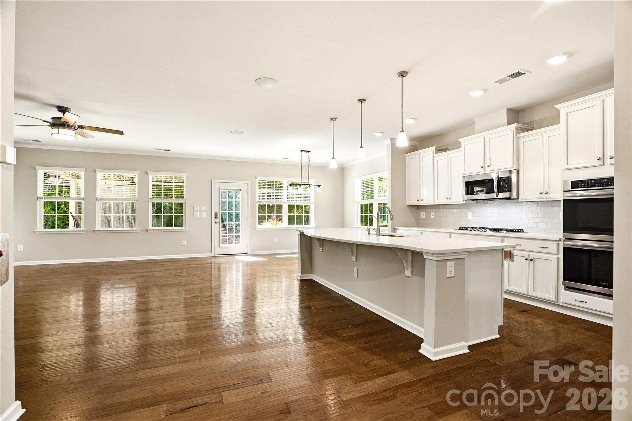 124 Van Gogh Trail Property Photo 2