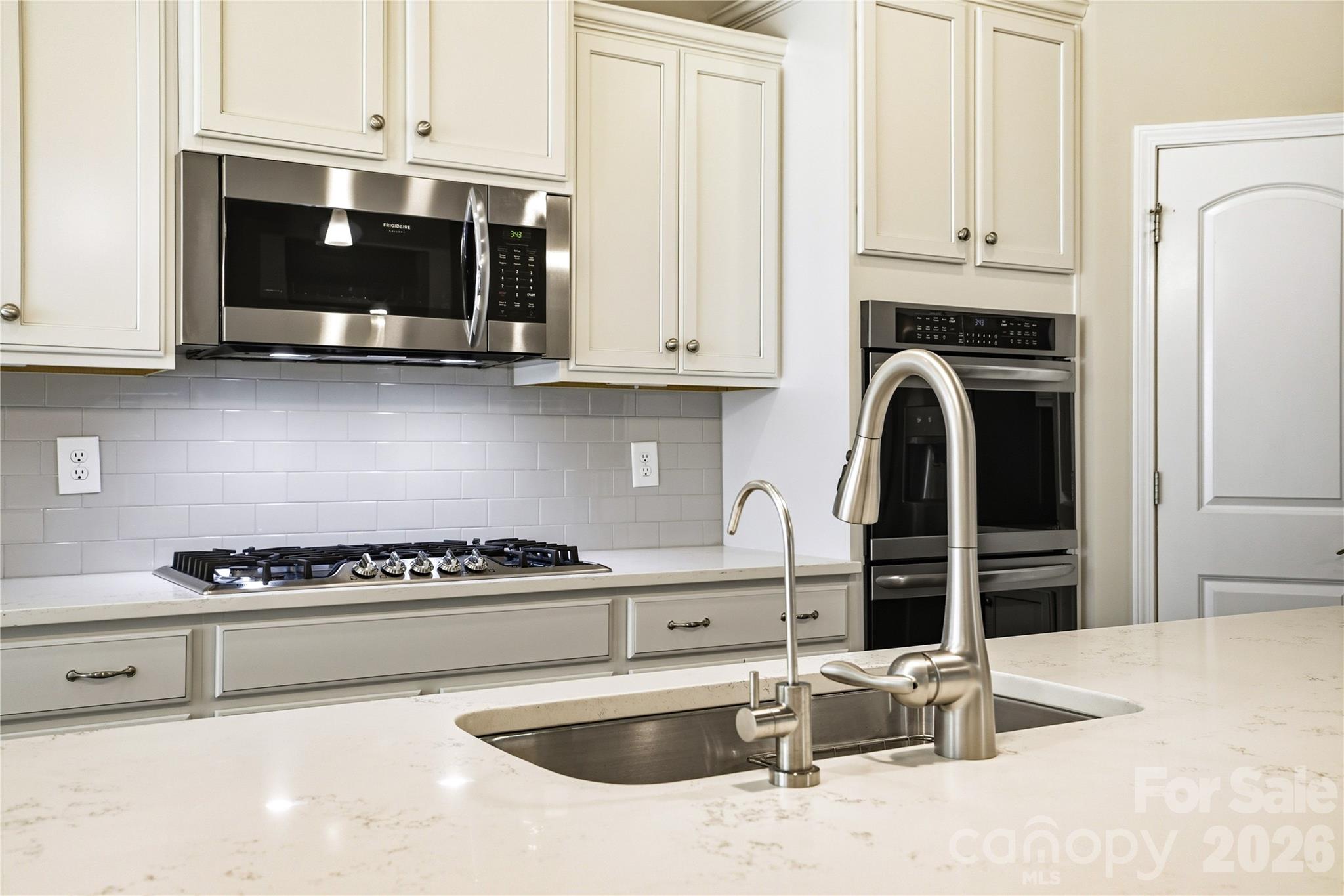 124 Van Gogh Trail Property Photo 6