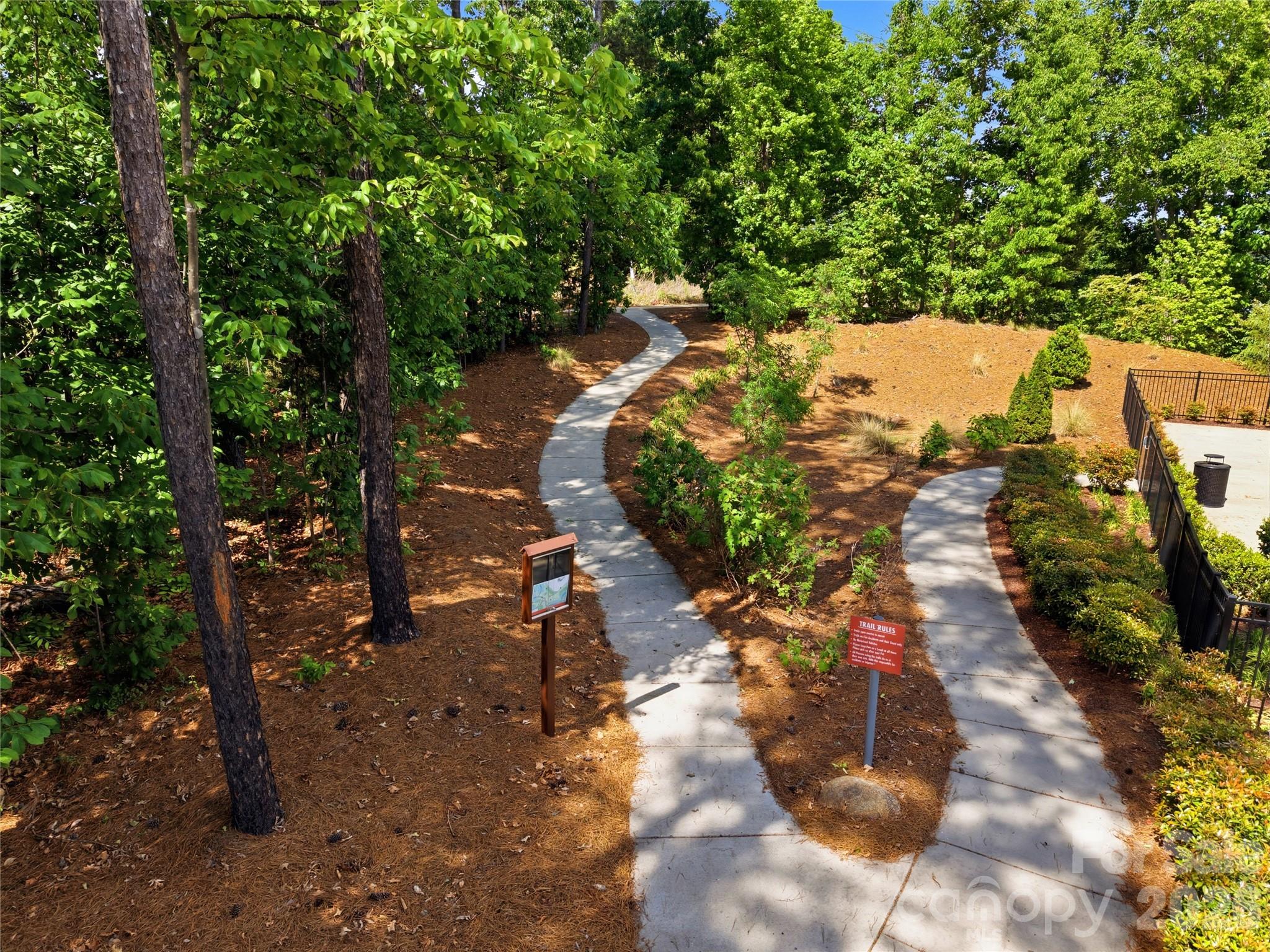 124 Van Gogh Trail Property Photo 38
