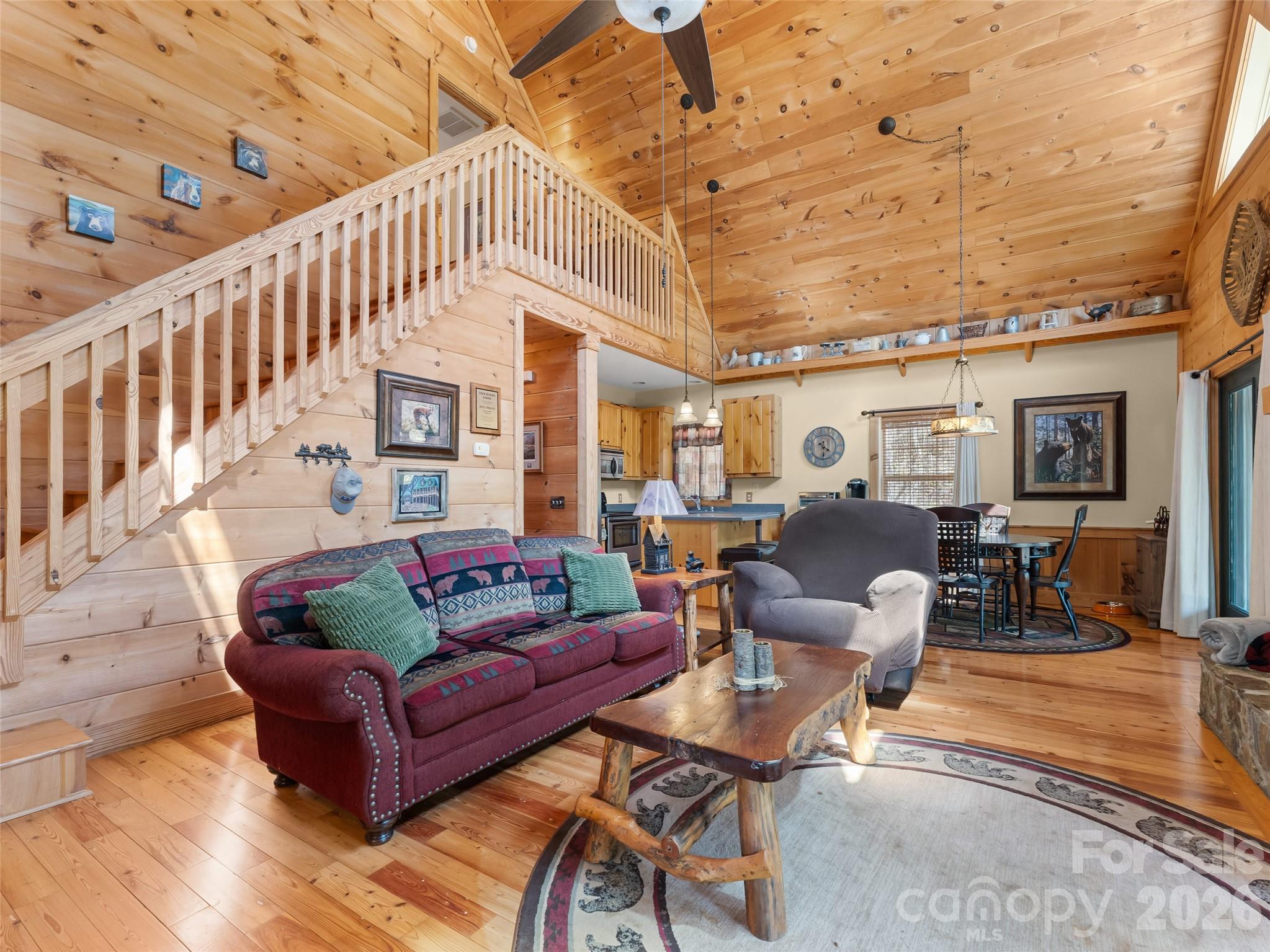 462 Deep Woods Lane Property Photo 6