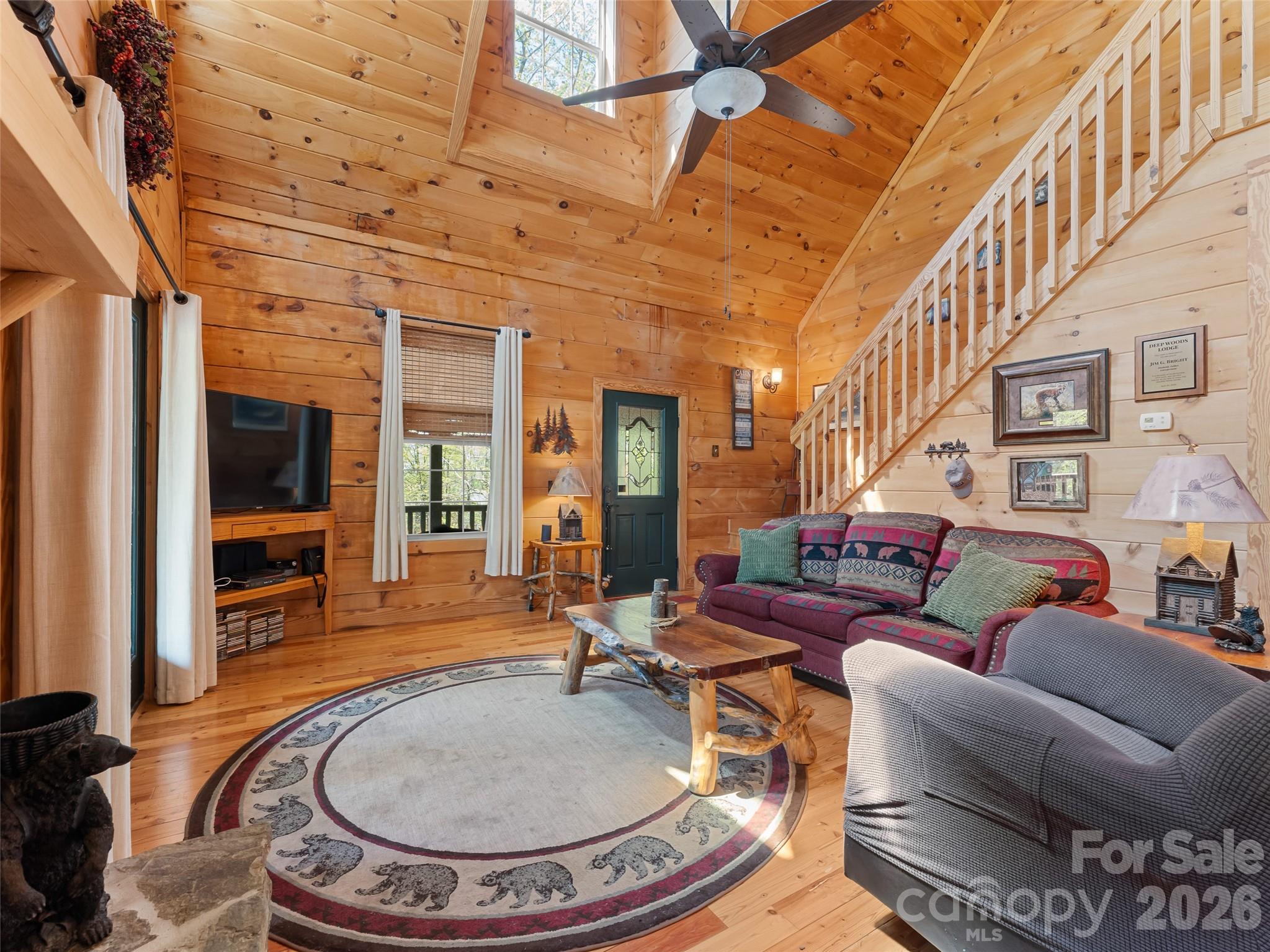462 Deep Woods Lane Property Photo 8