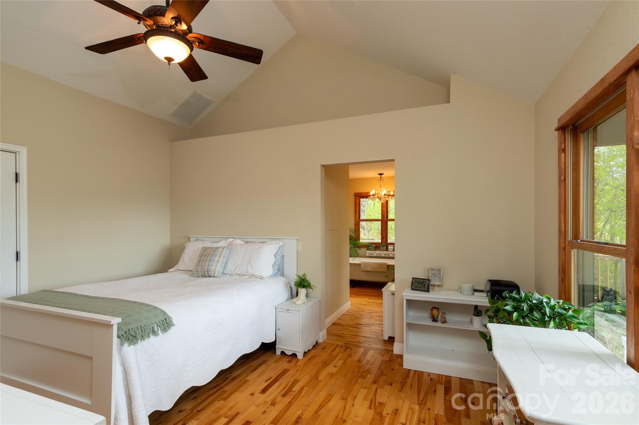 219 Sandalwood Drive Property Photo 16