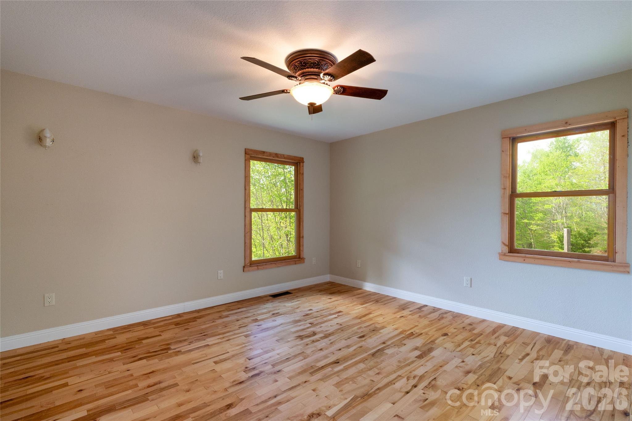 219 Sandalwood Drive Property Photo 20