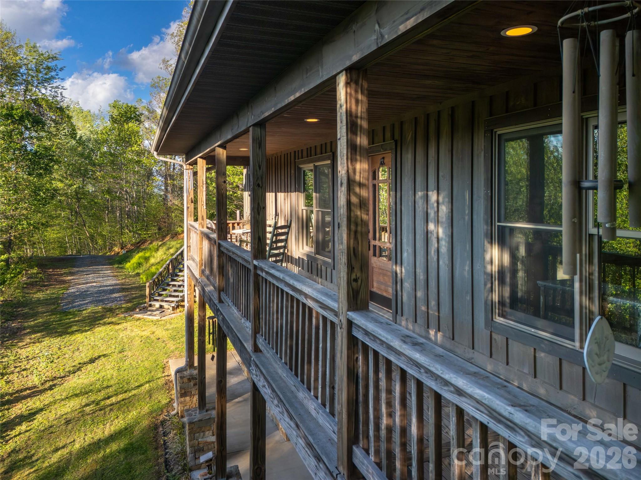 219 Sandalwood Drive Property Photo 32