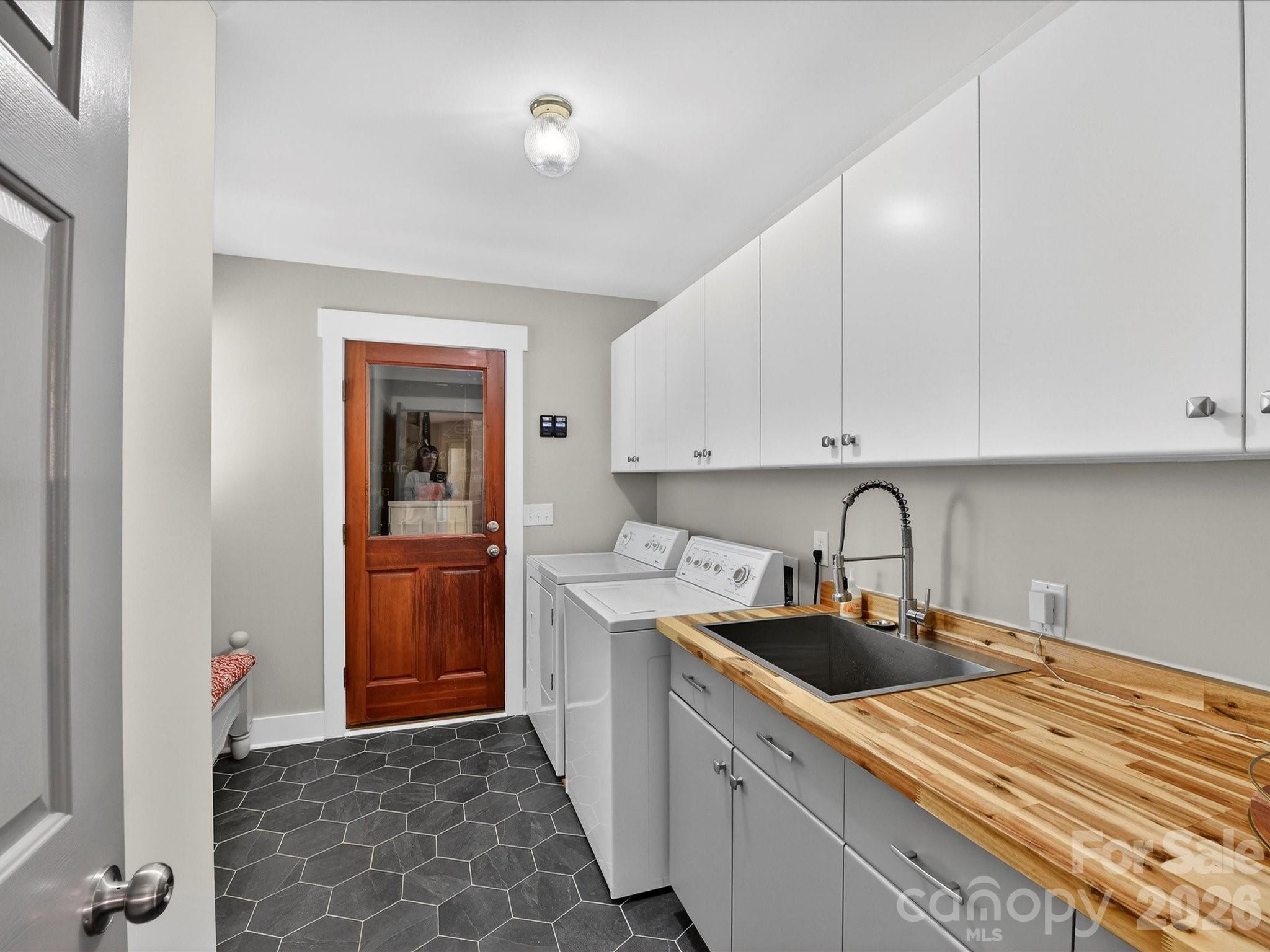 1923 Mcrorie Road Property Photo 43