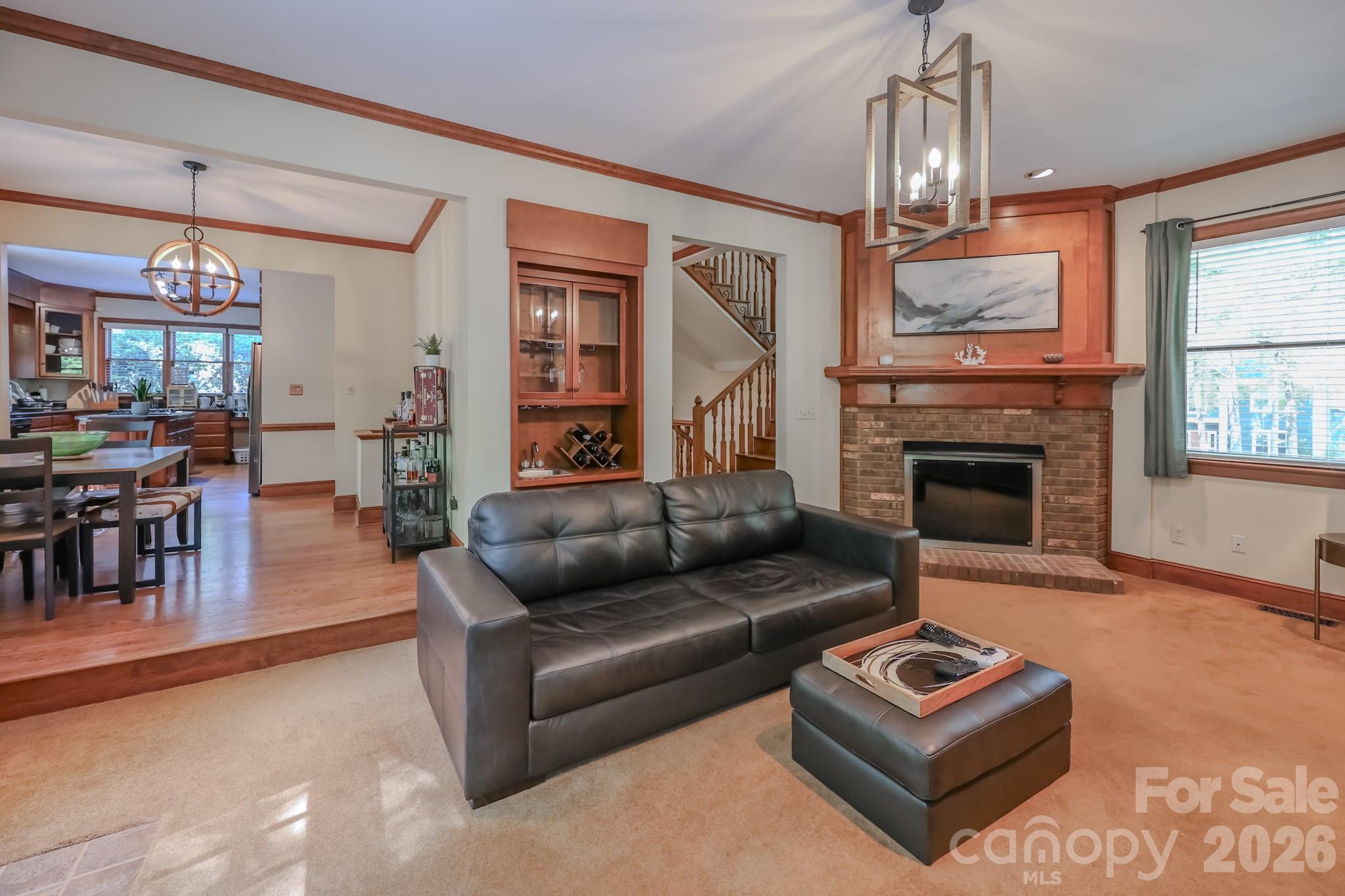 230 N Brackenbury Lane Property Photo 24