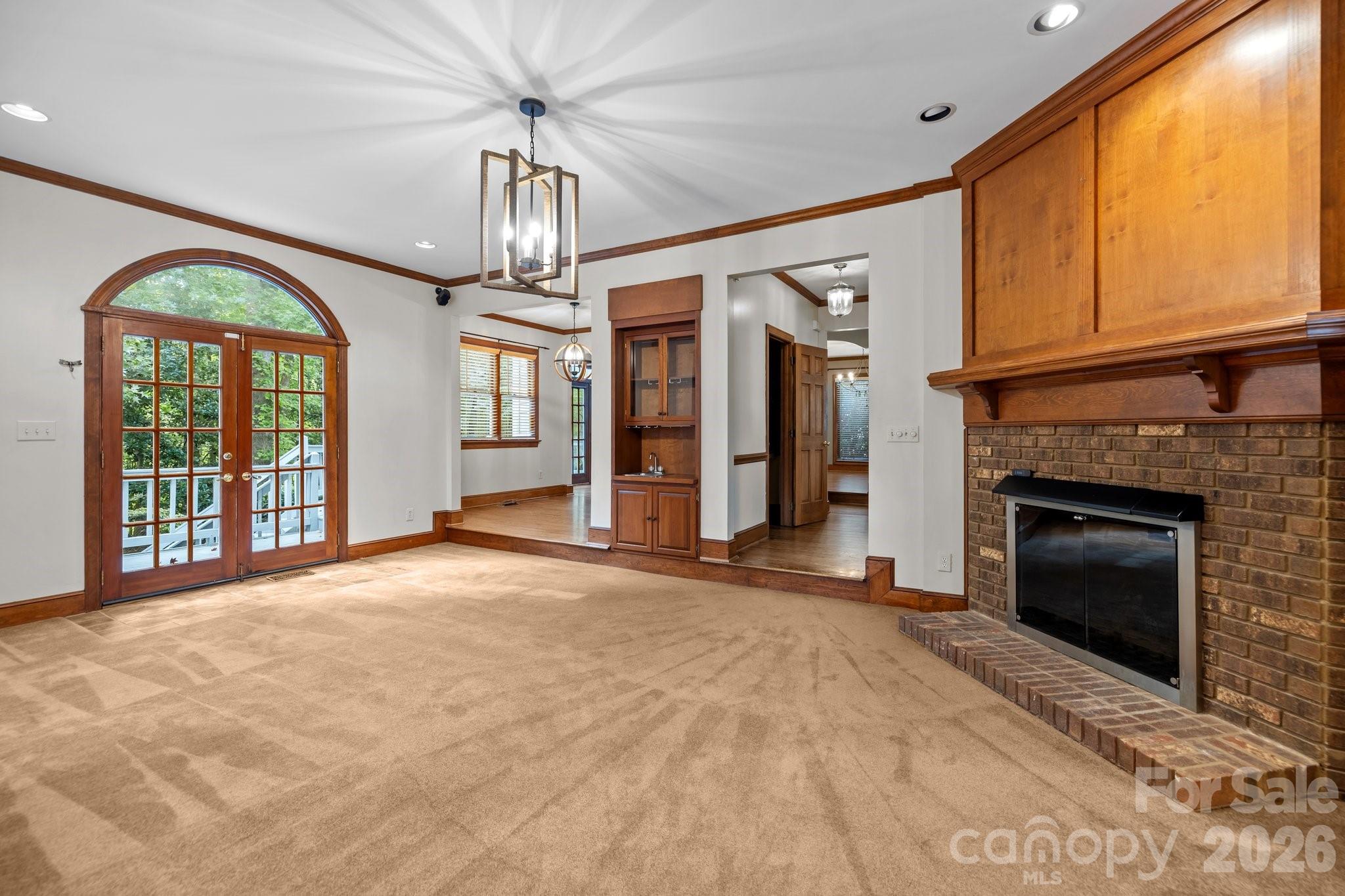 230 N Brackenbury Lane Property Photo 25