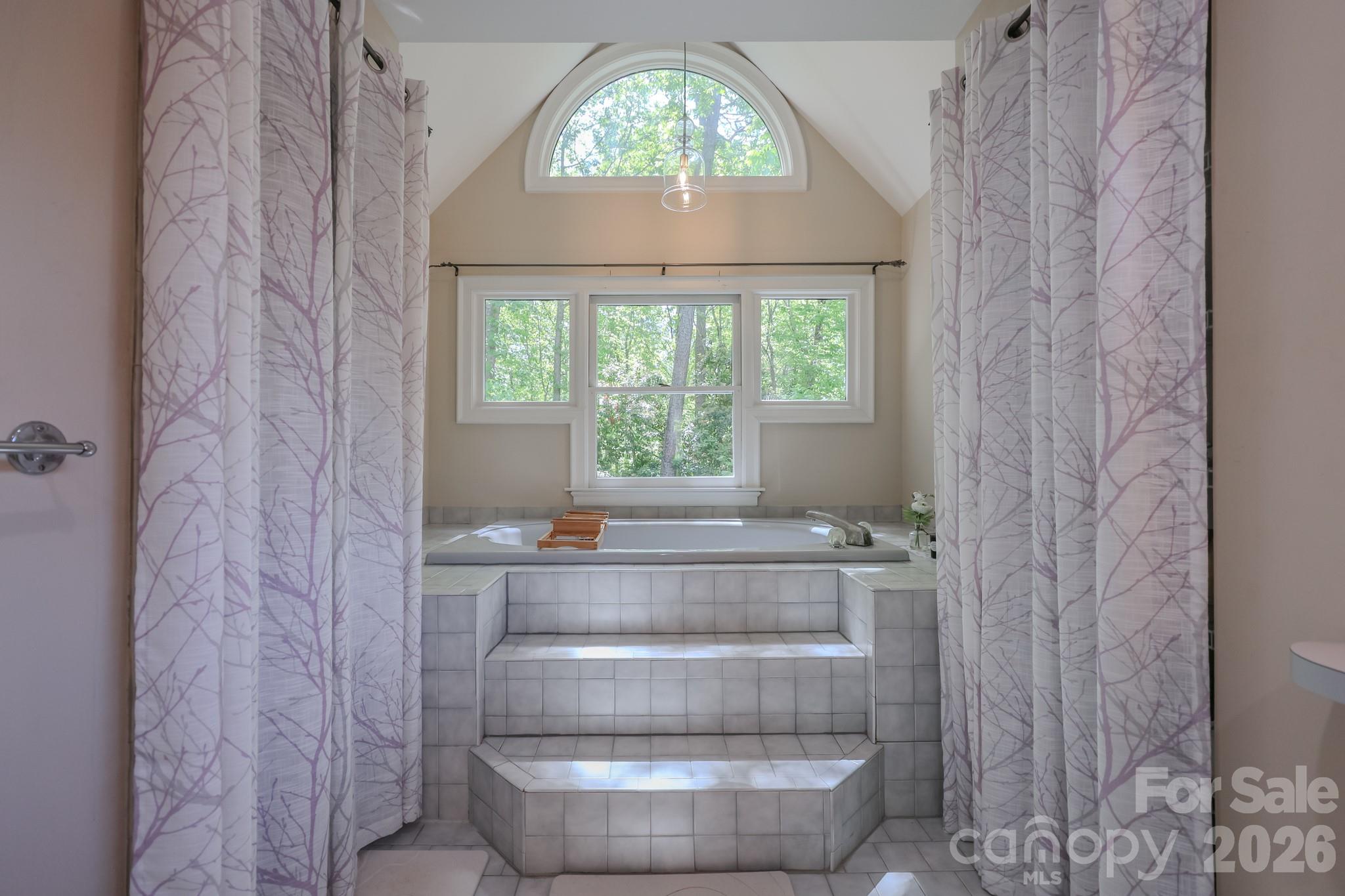 230 N Brackenbury Lane Property Photo 34