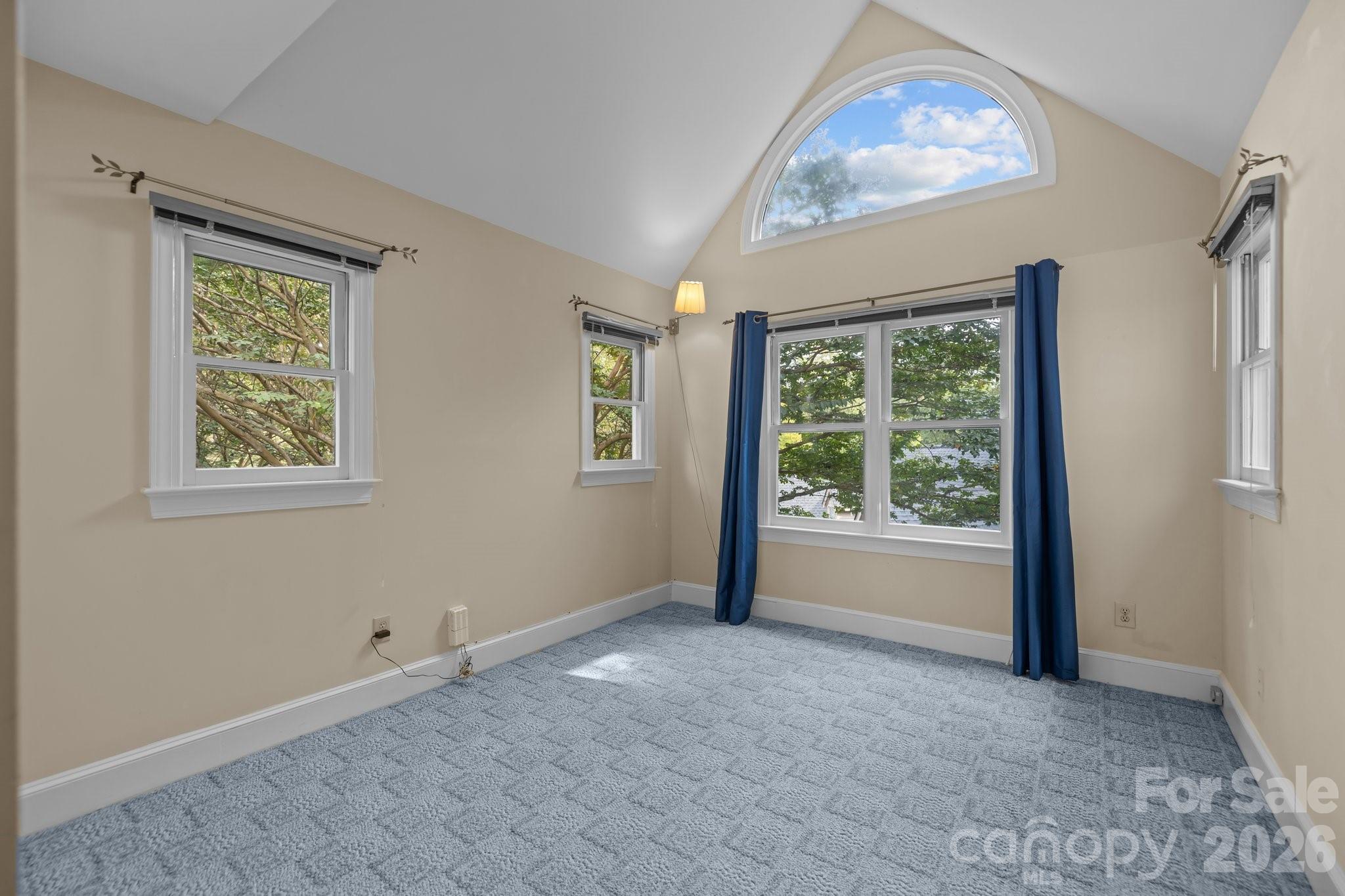 230 N Brackenbury Lane Property Photo 35