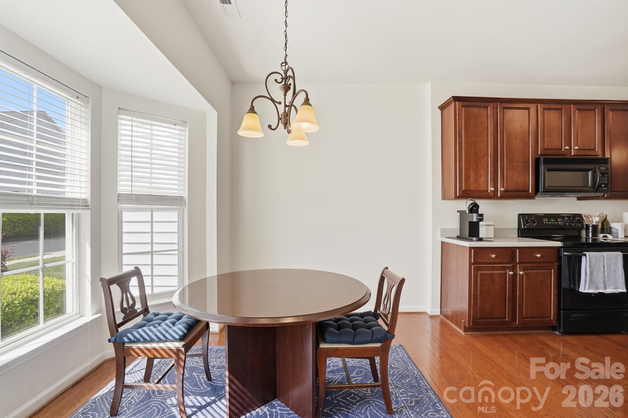 225 Horizon Circle Property Photo 3