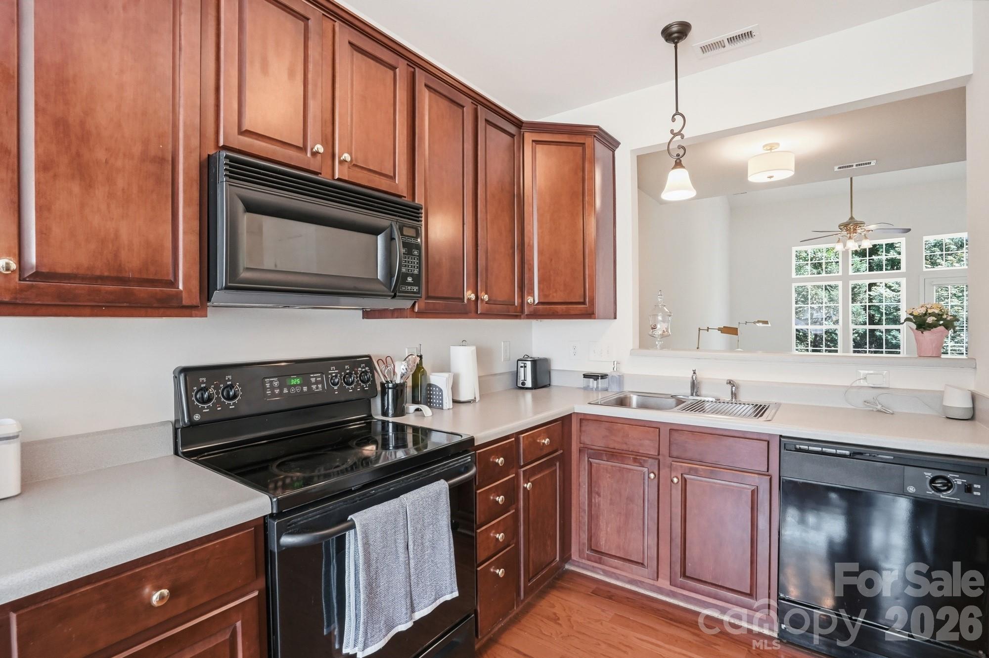 225 Horizon Circle Property Photo 7