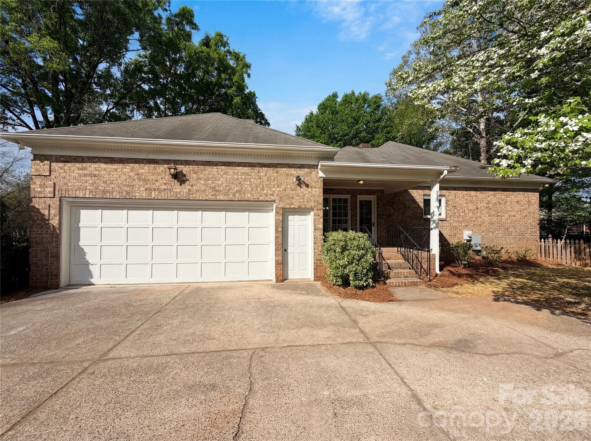 6024 Dovefield Road Property Photo 2