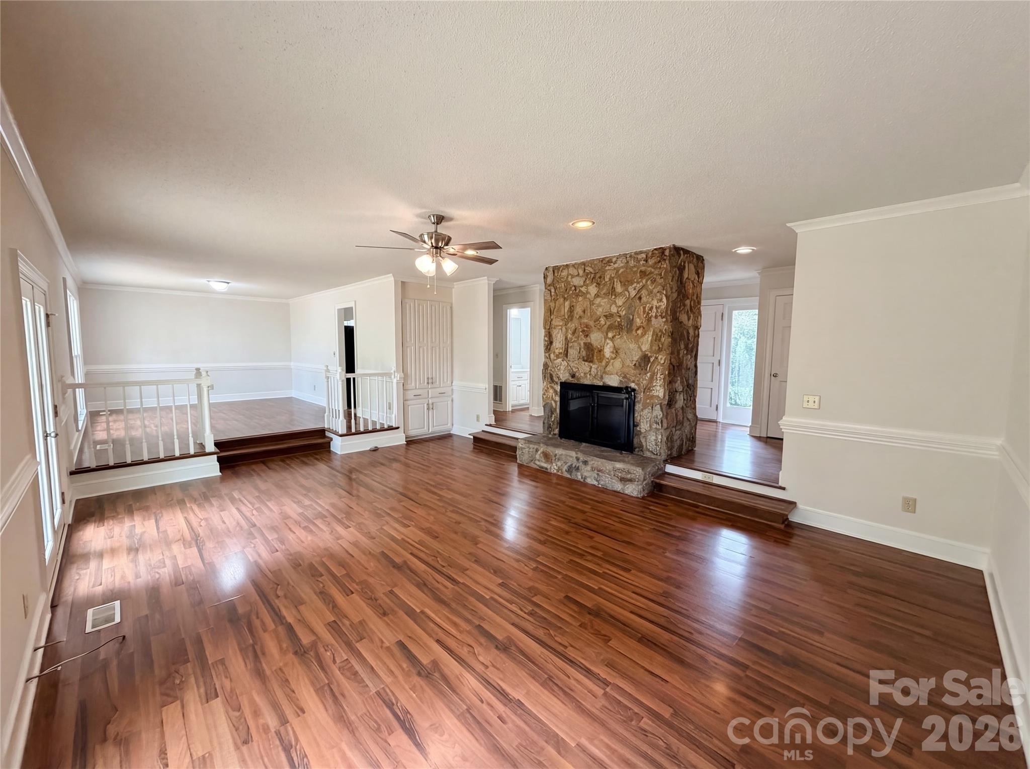 6024 Dovefield Road Property Photo 5