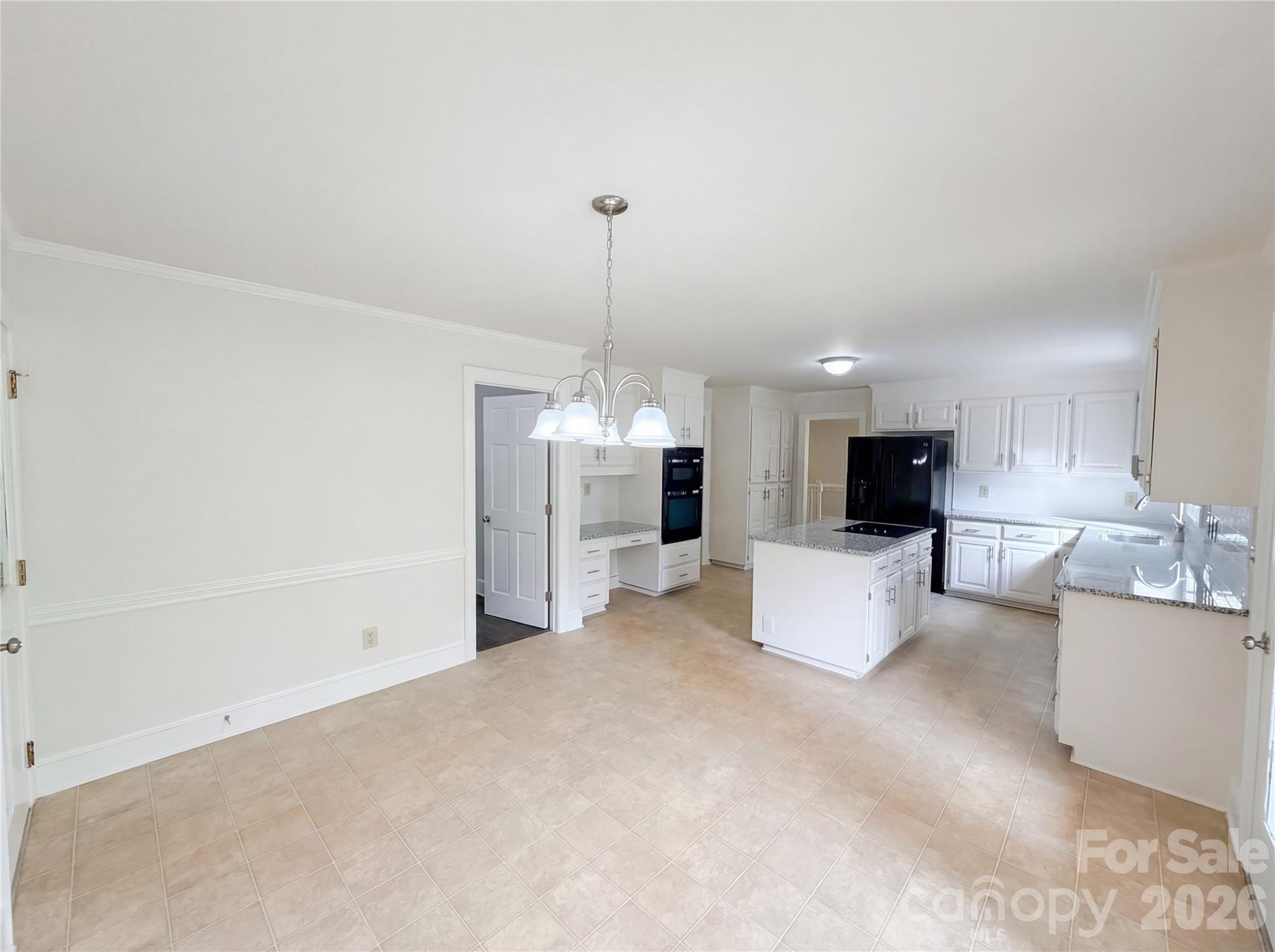 6024 Dovefield Road Property Photo 7