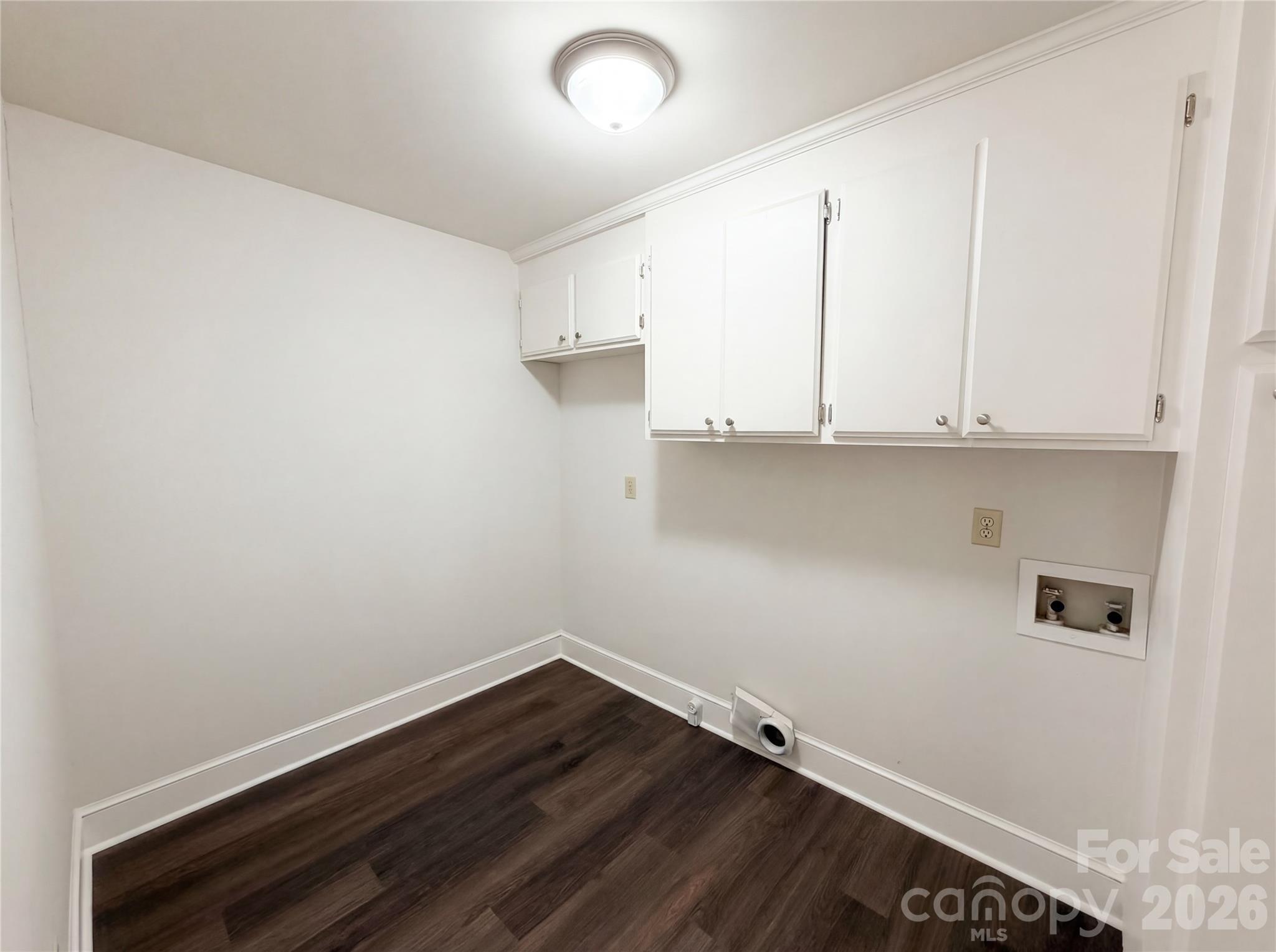 6024 Dovefield Road Property Photo 15