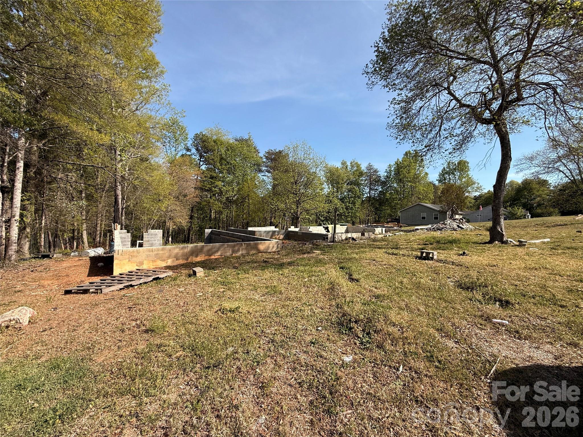 5750 Poovey Drive Property Photo 1