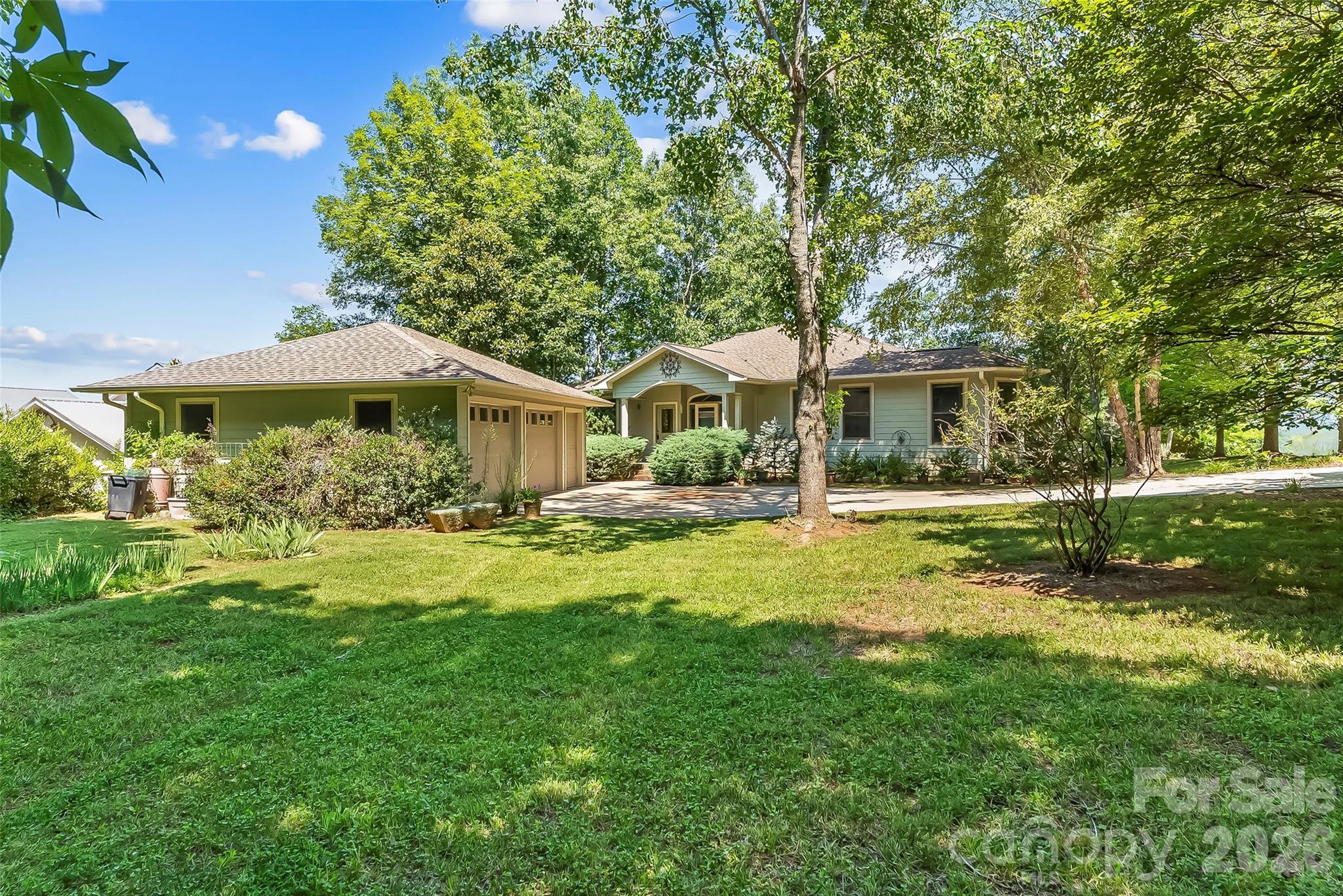 27 Magnolia Drive Property Photo 2