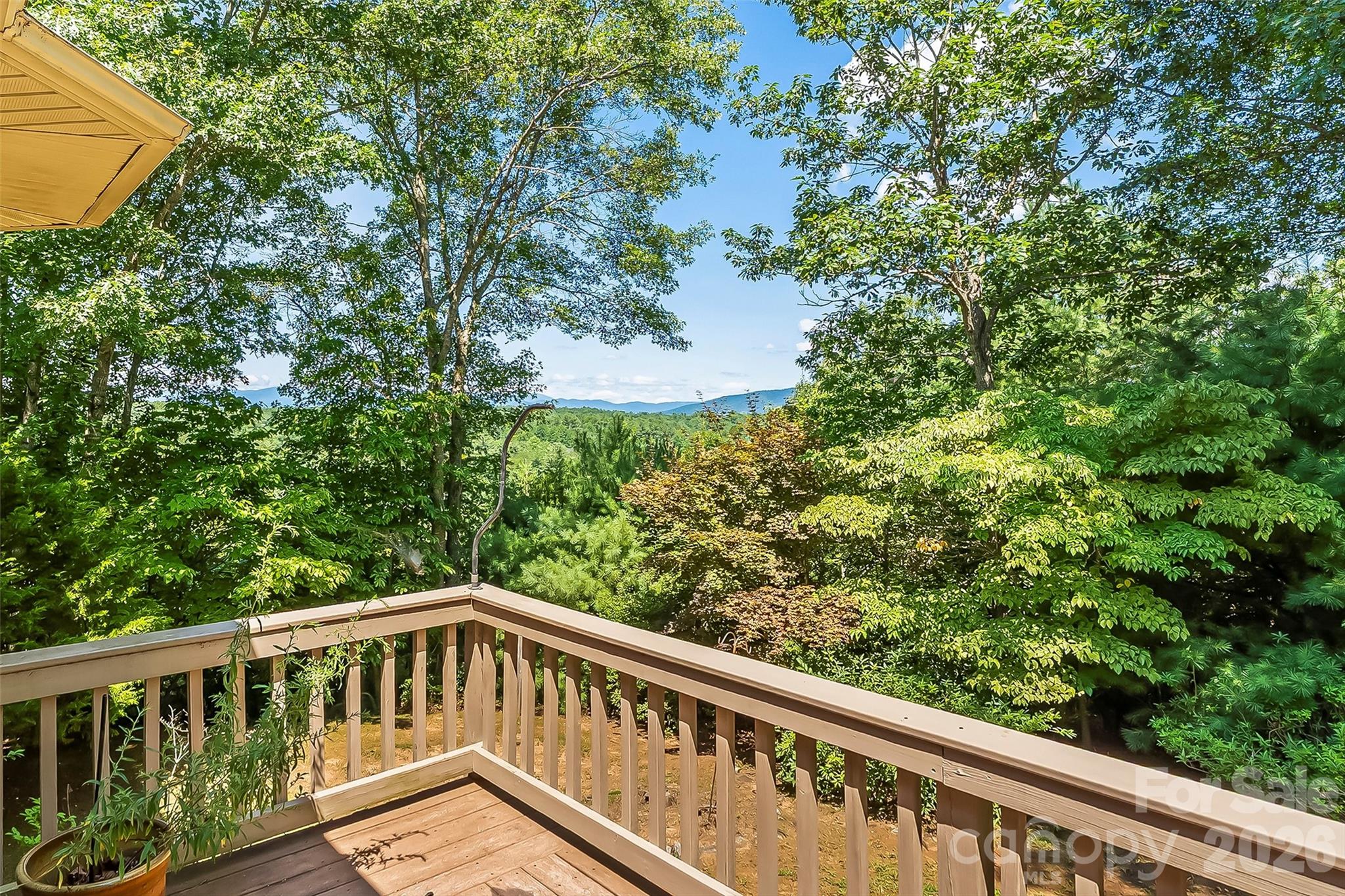 27 Magnolia Drive Property Photo 5