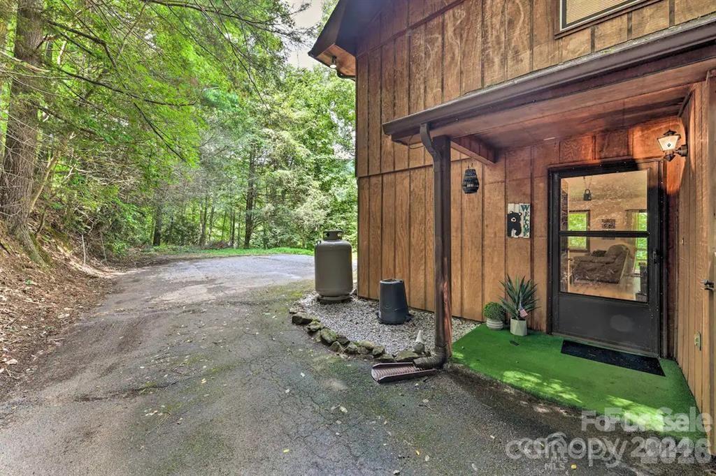 106 Sage Court Property Photo 2