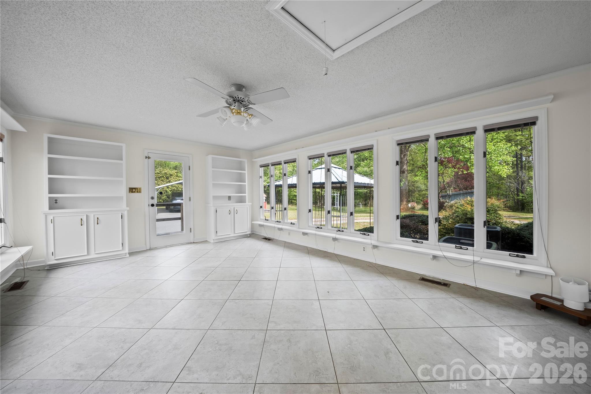 10670 Troutman Road Property Photo 18