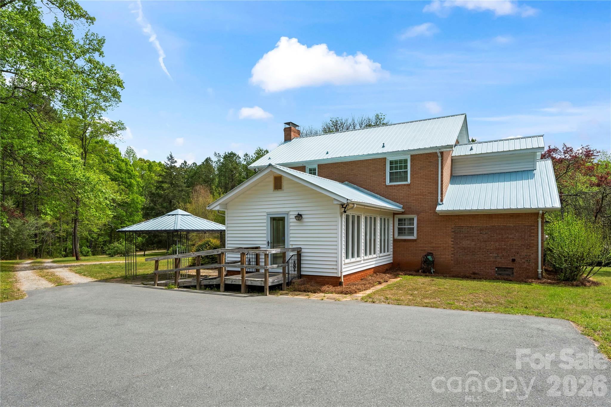 10670 Troutman Road Property Photo 33