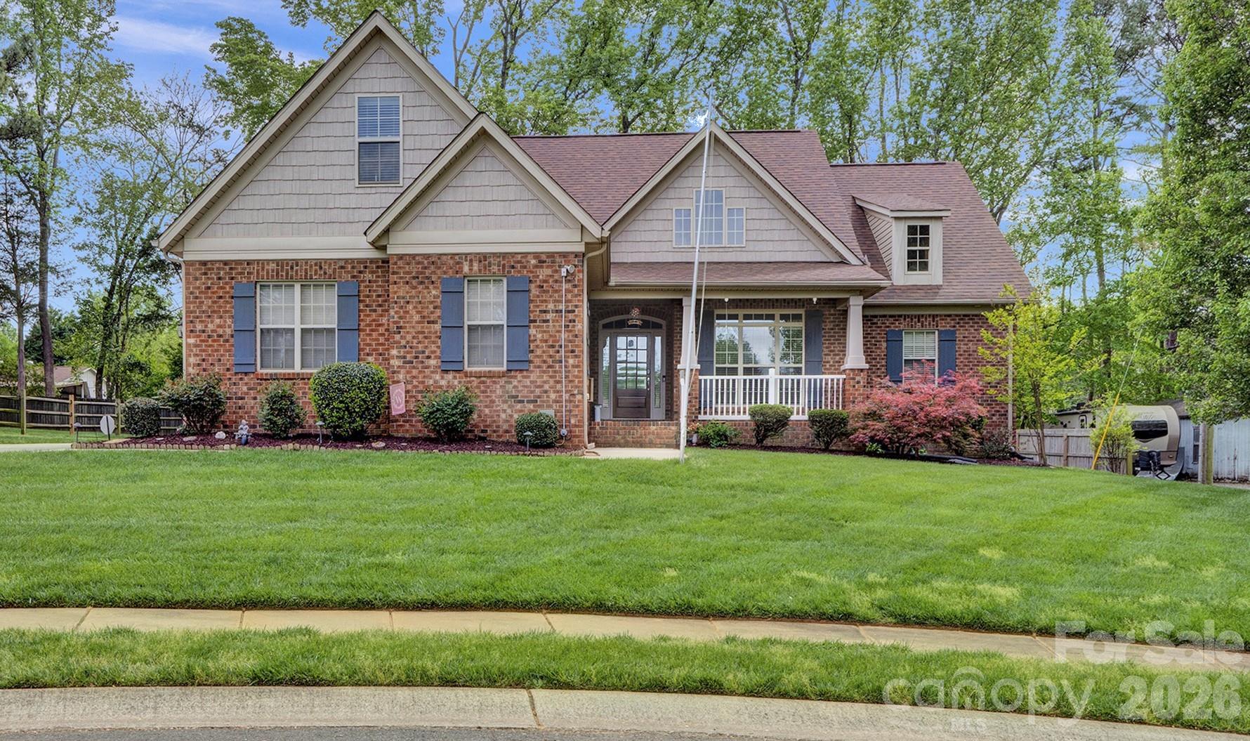 2005 Brookhollow Court Property Photo 1