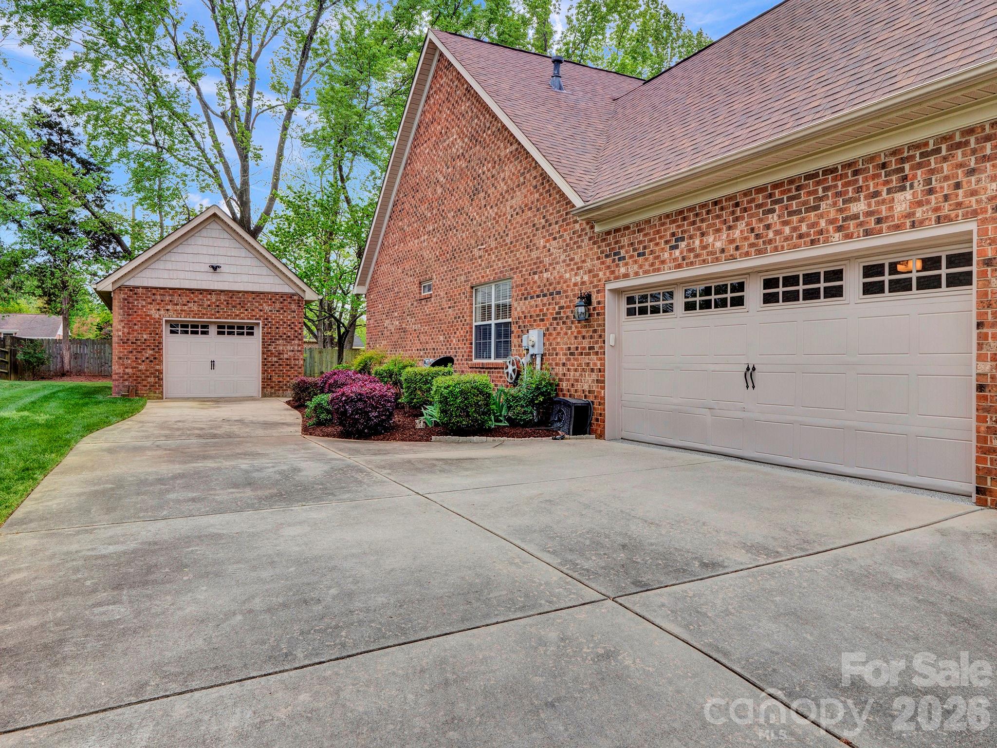 2005 Brookhollow Court Property Photo 14