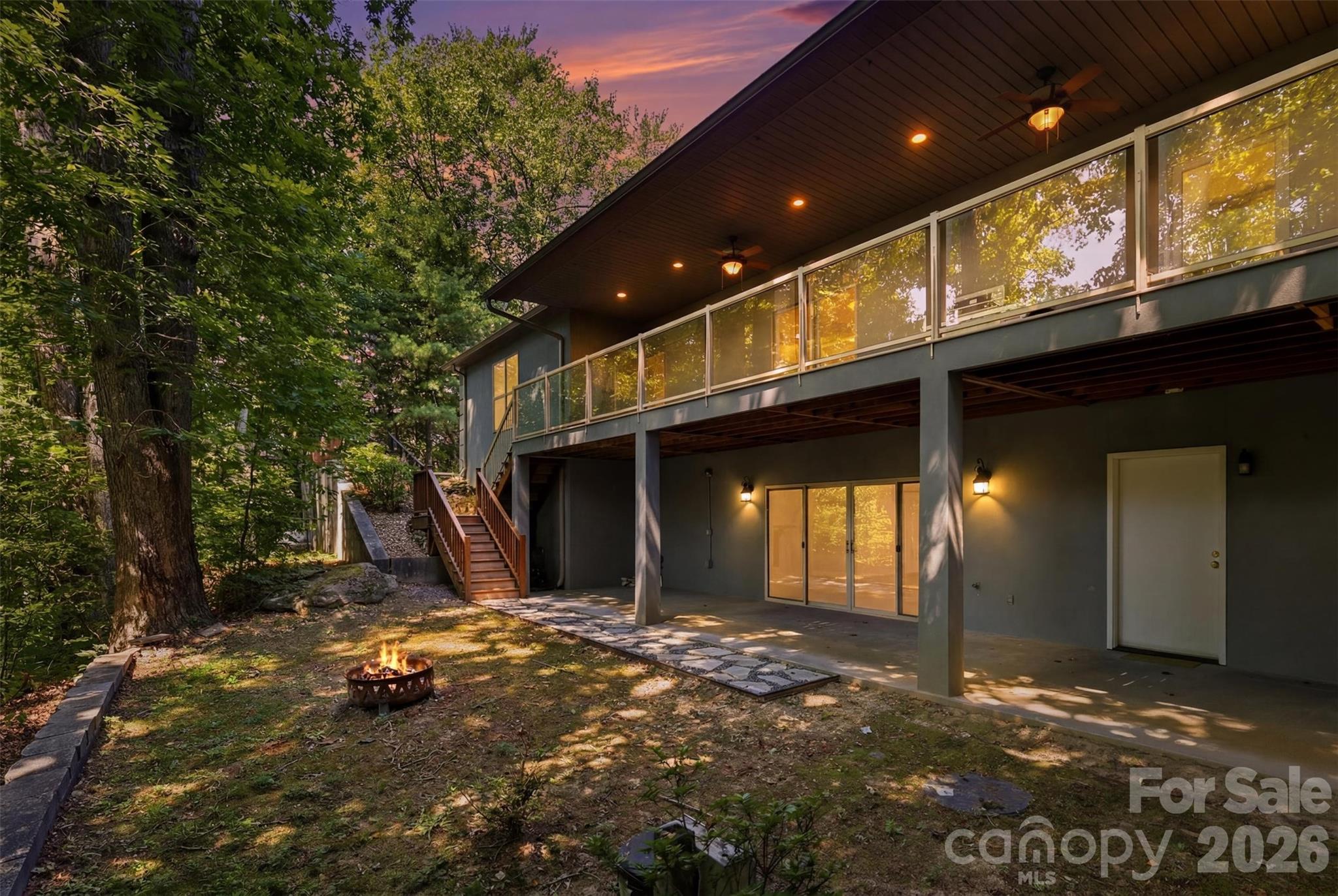 4639 Harbor View Terrace Property Photo 2