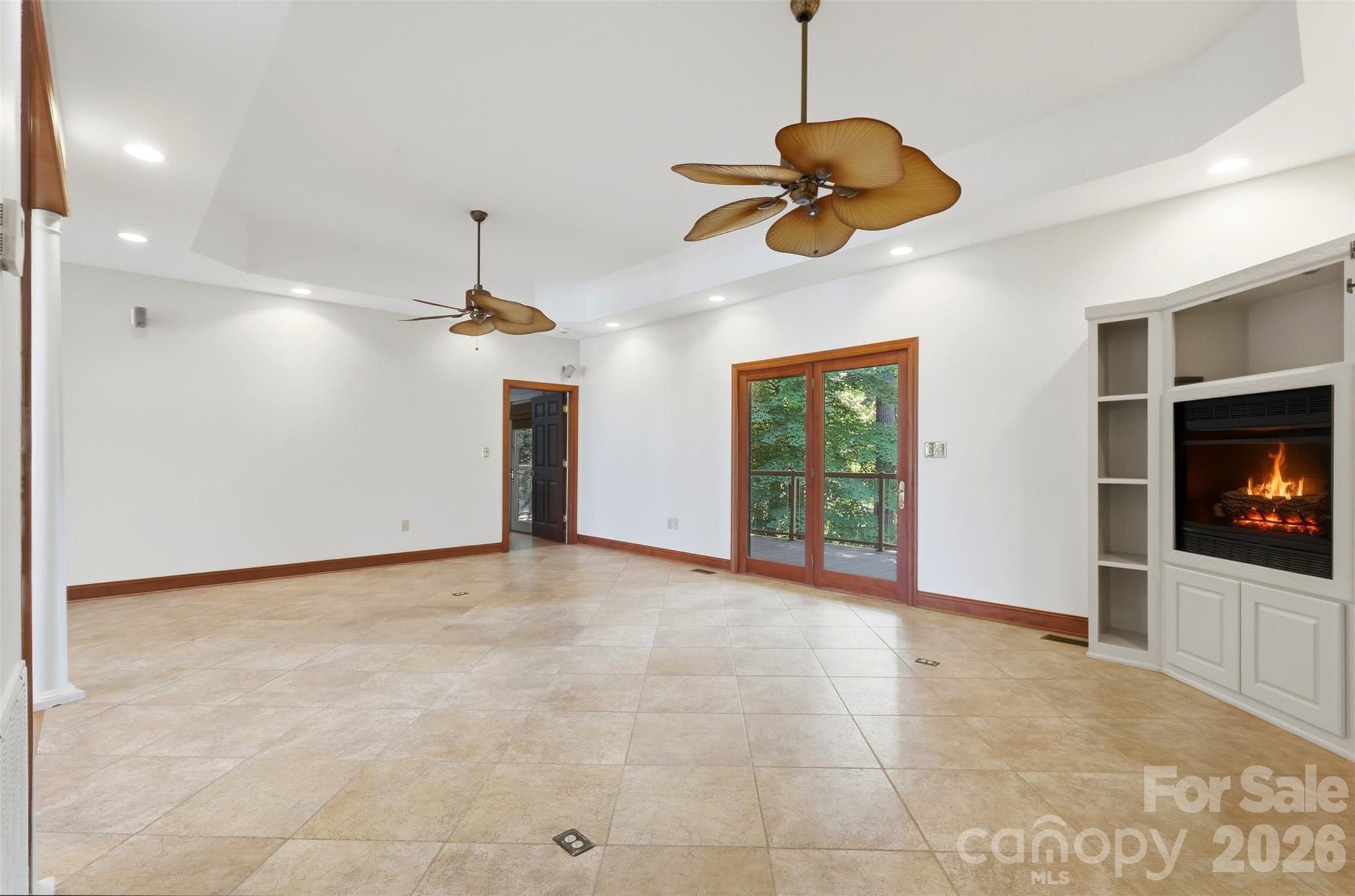 4639 Harbor View Terrace Property Photo 10