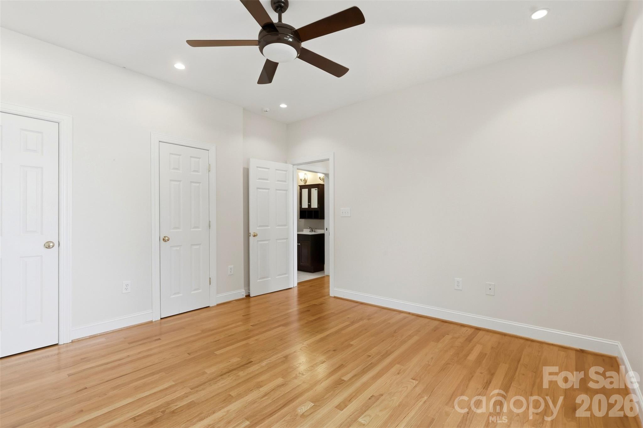 4639 Harbor View Terrace Property Photo 15