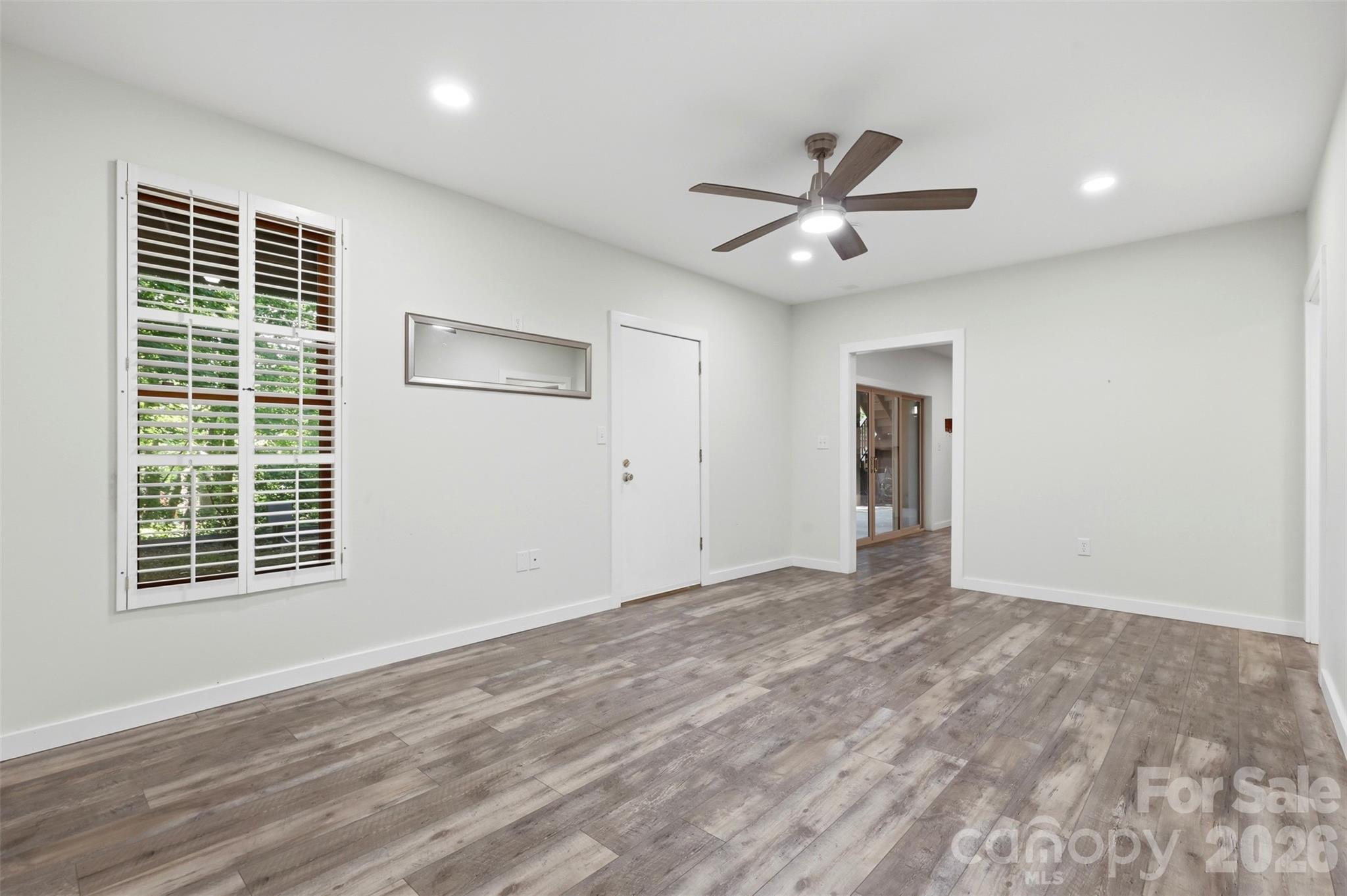 4639 Harbor View Terrace Property Photo 24