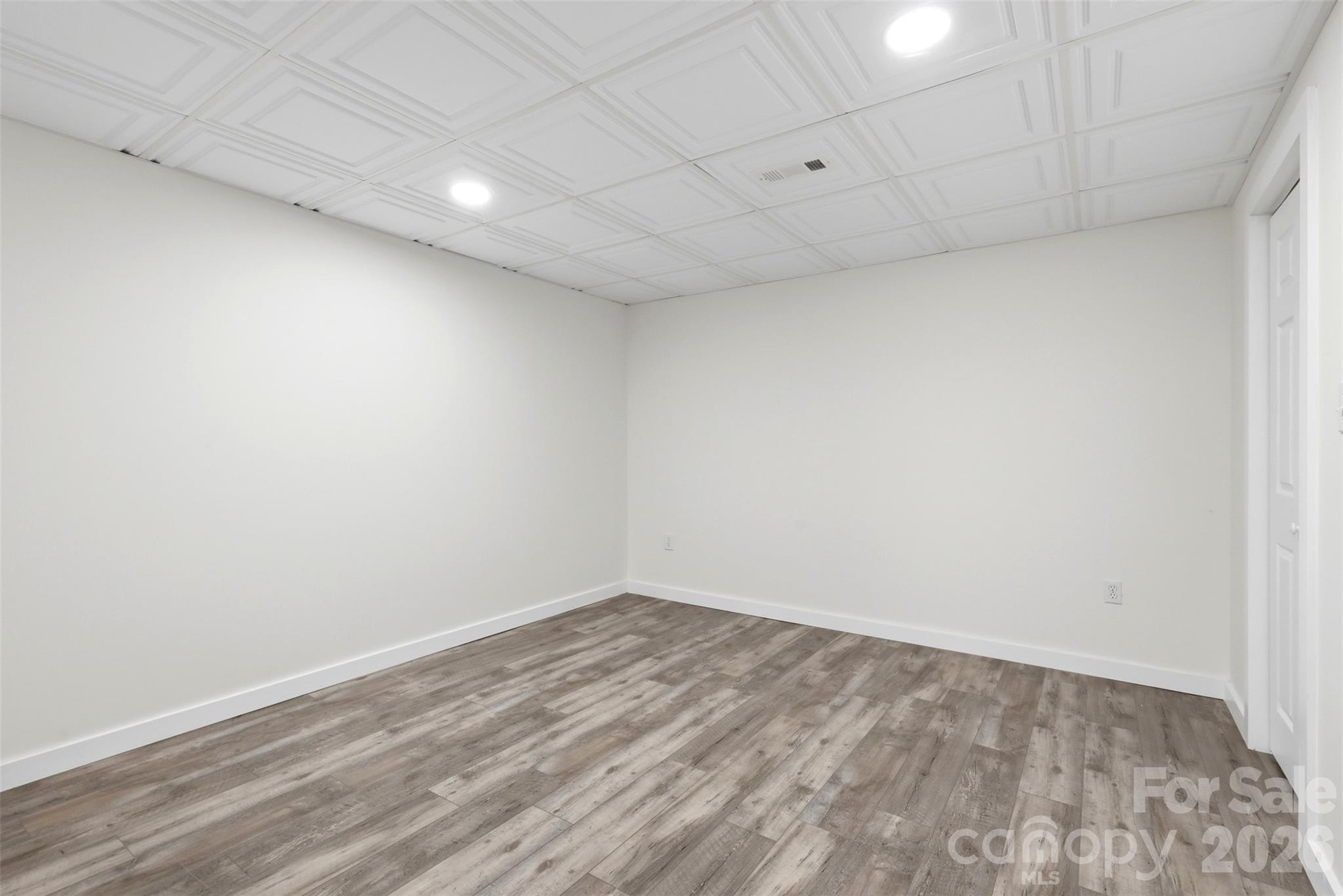 4639 Harbor View Terrace Property Photo 28