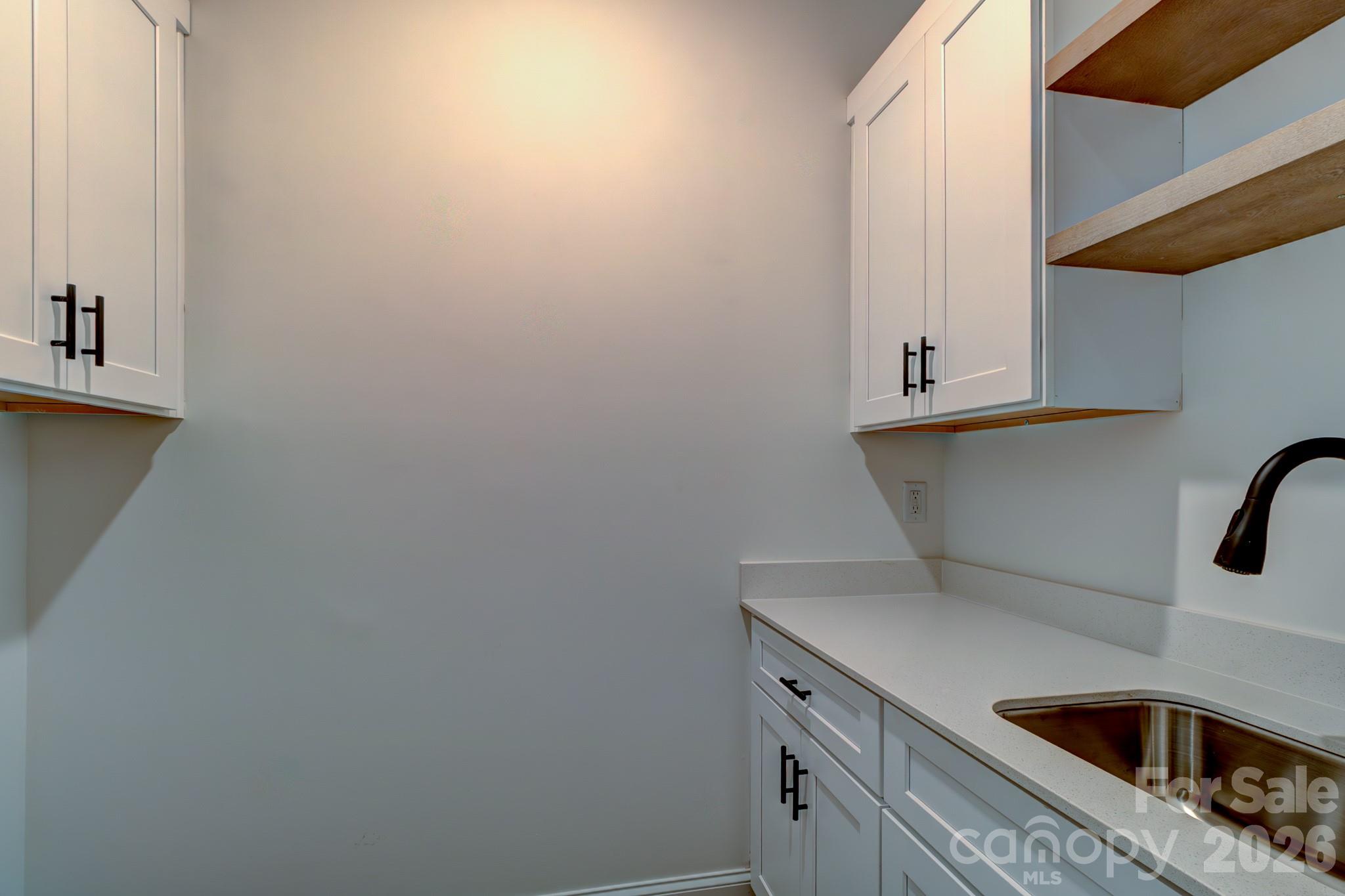 315a S Pink Street Property Photo 10