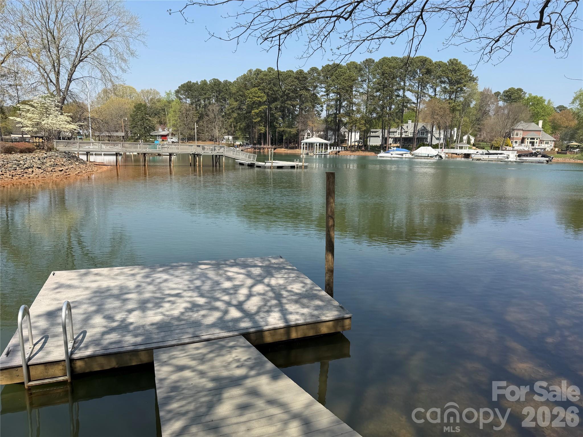 2036 Hickory Hills Drive Property Photo 8