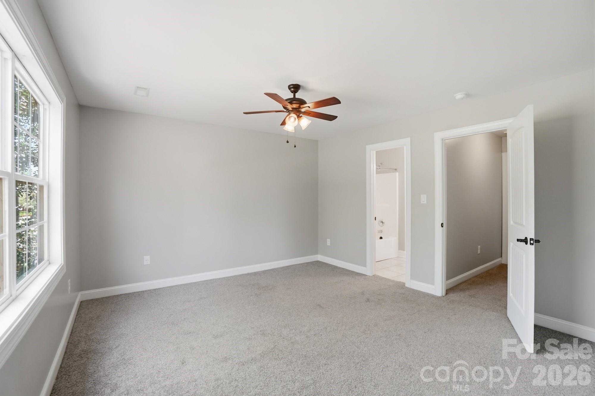 2036 Hickory Hills Drive Property Photo 27
