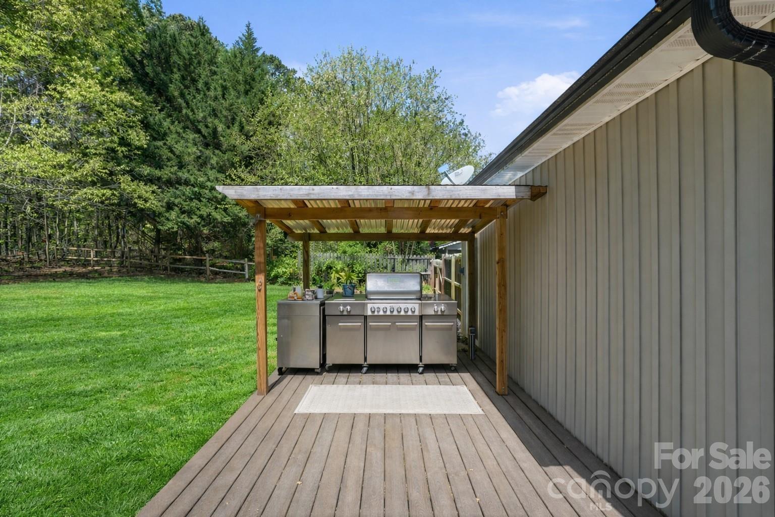2036 Hickory Hills Drive Property Photo 30