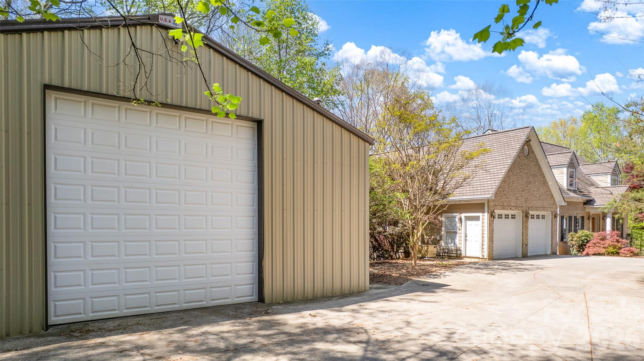 464 Laurel Cove Road Property Photo 4
