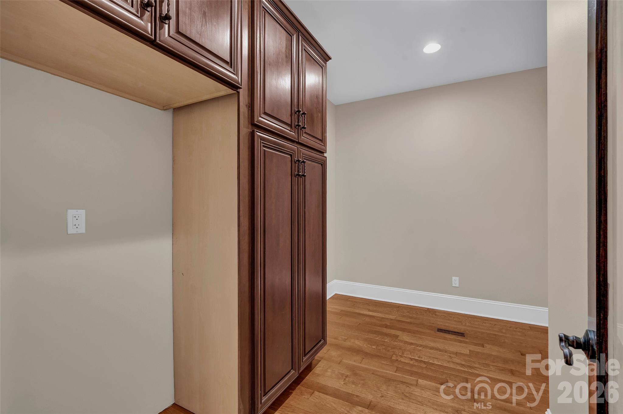 464 Laurel Cove Road Property Photo 20