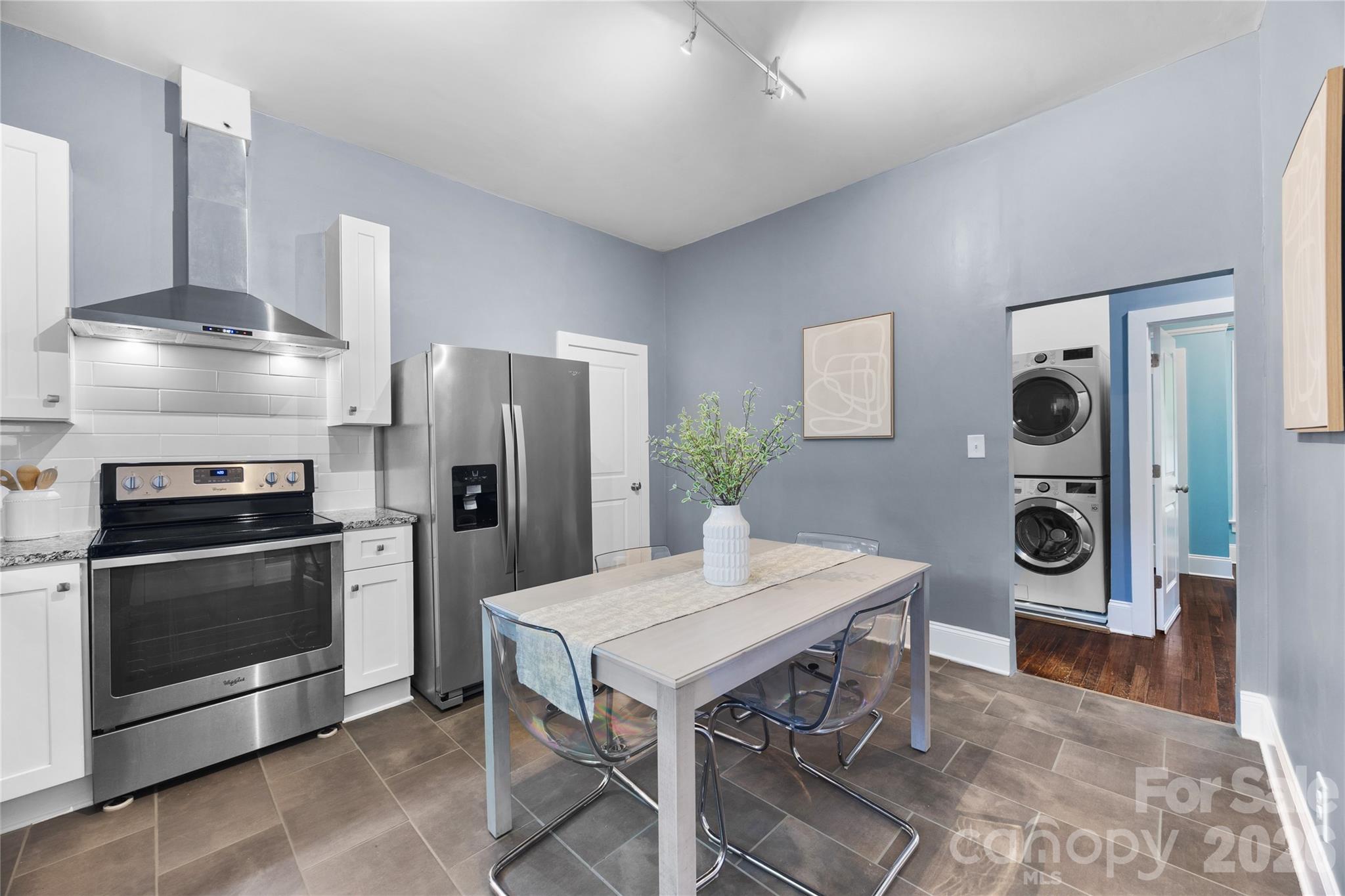 1108 Pegram Street Property Photo 9