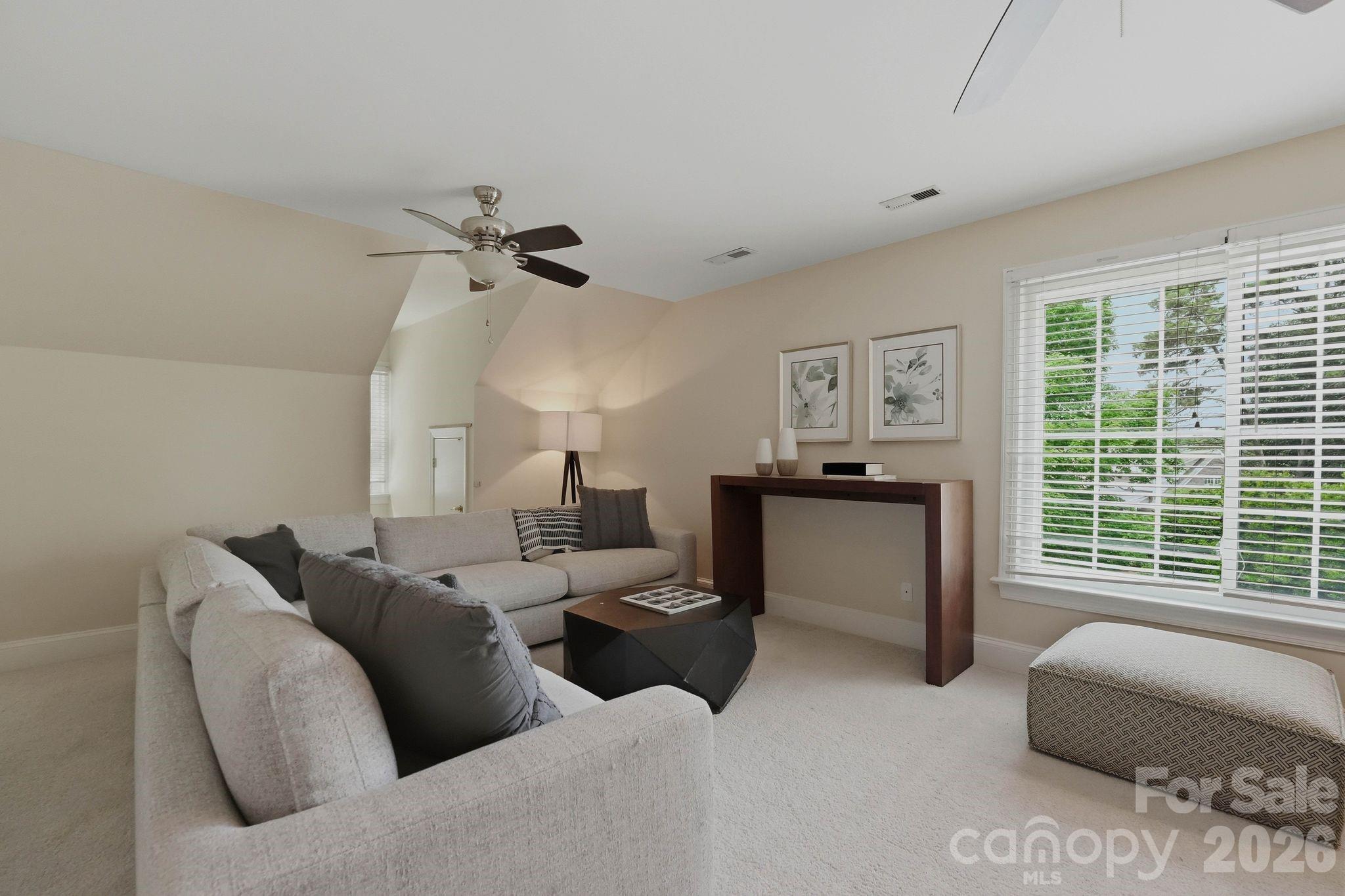 7006 Darnley Place Property Photo 25