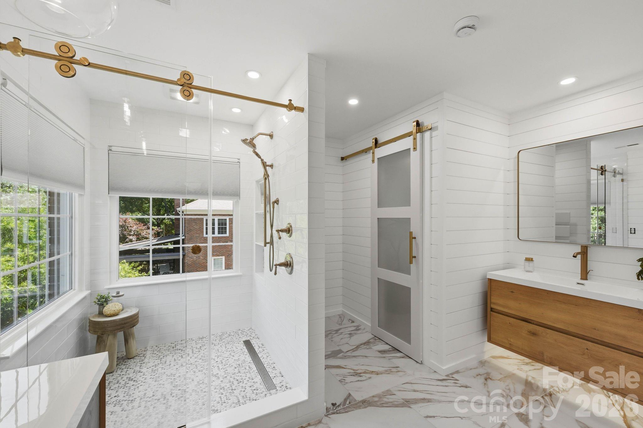 7006 Darnley Place Property Photo 28