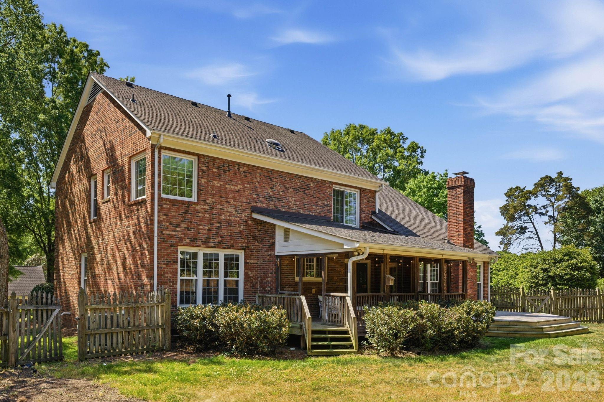 7006 Darnley Place Property Photo 38