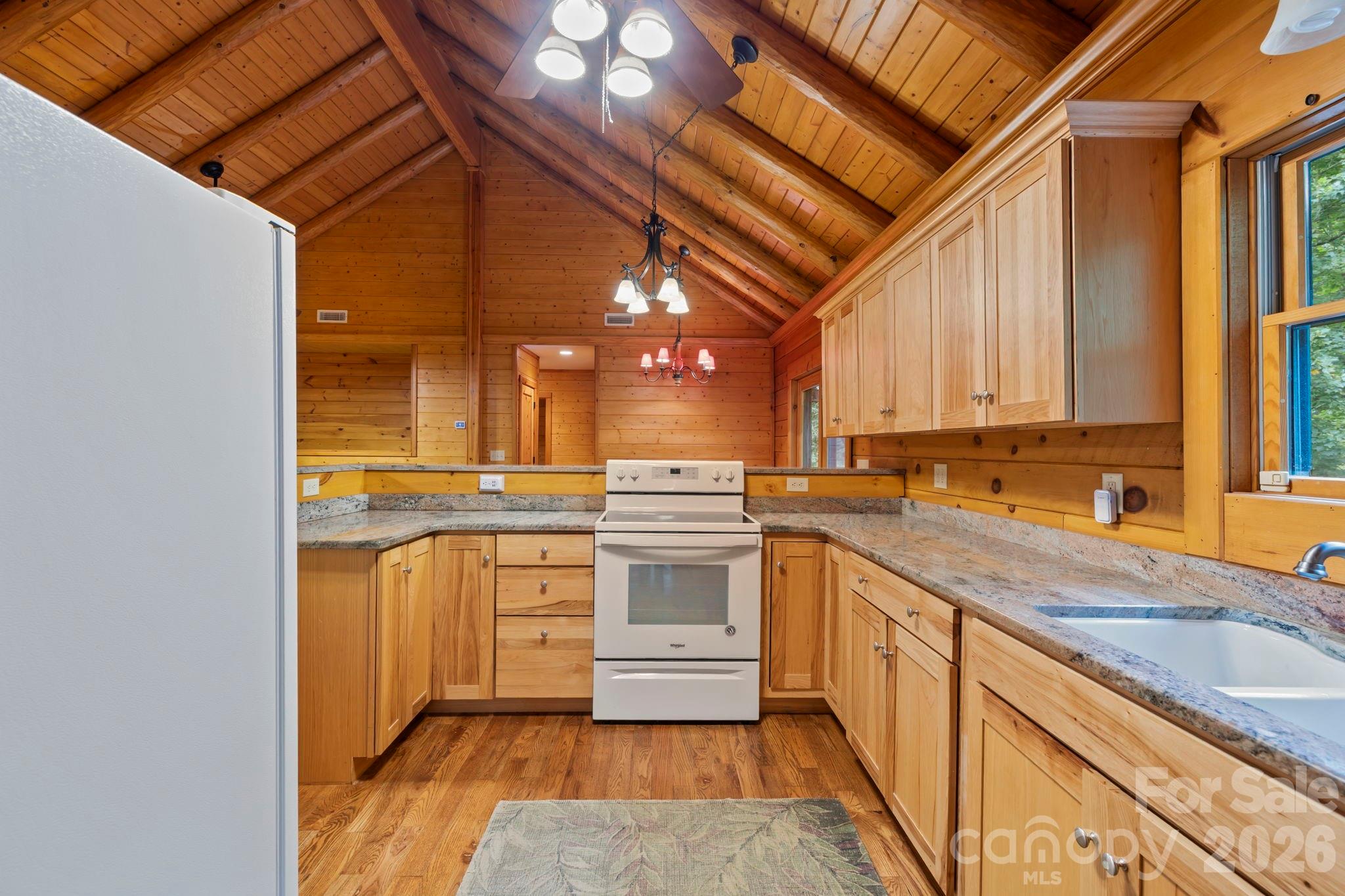 266 Rhododendron Drive Property Photo 10